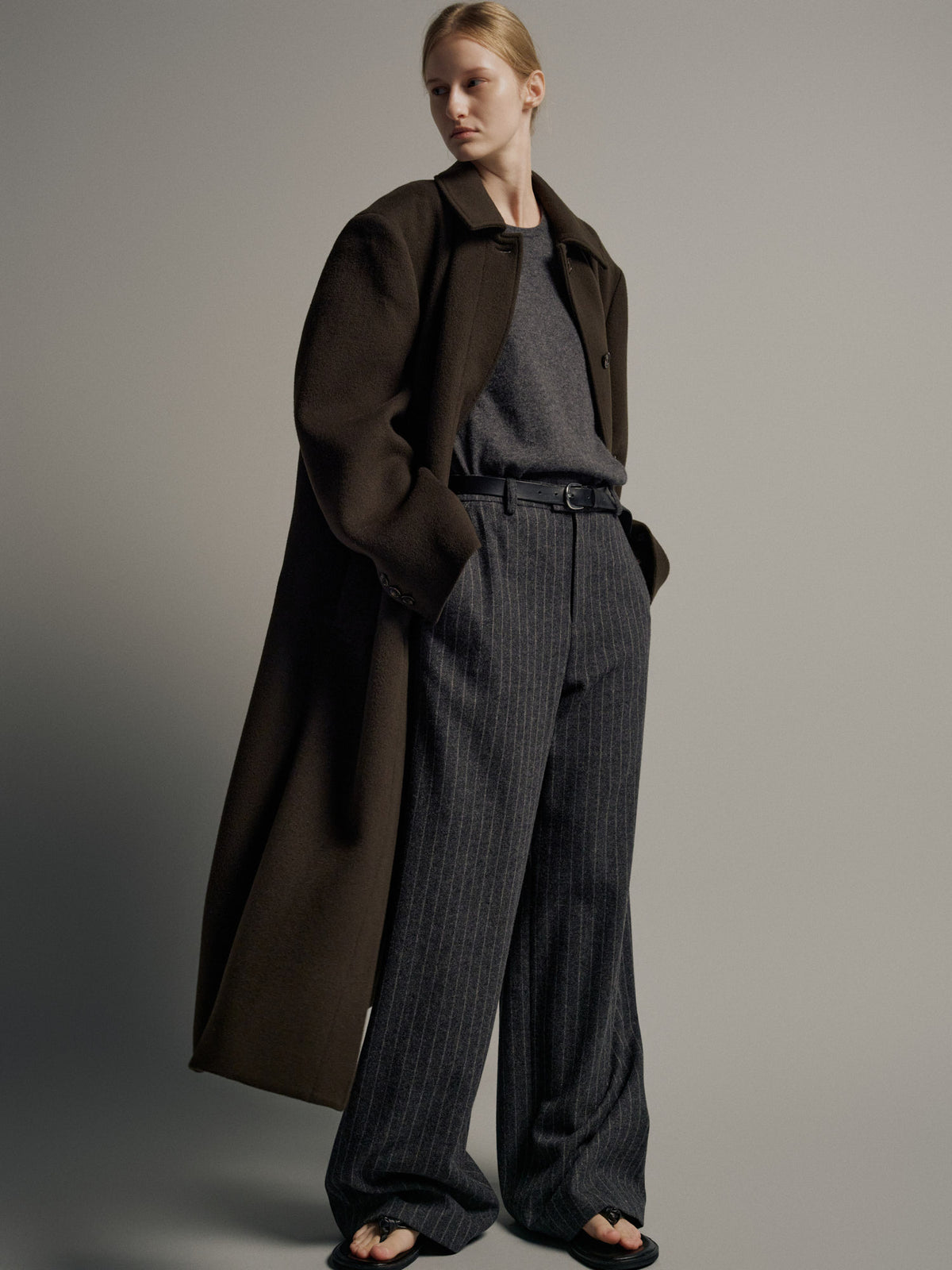 Relaxed Stripe Wool Pants_charcoal