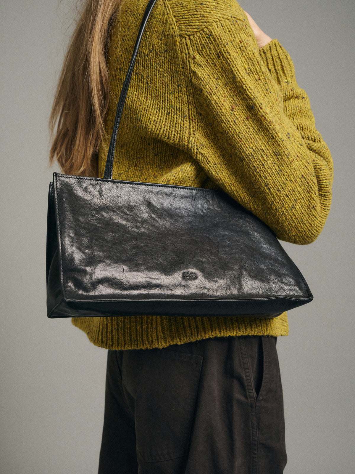 Willow Zipper Shoulder Bag_black