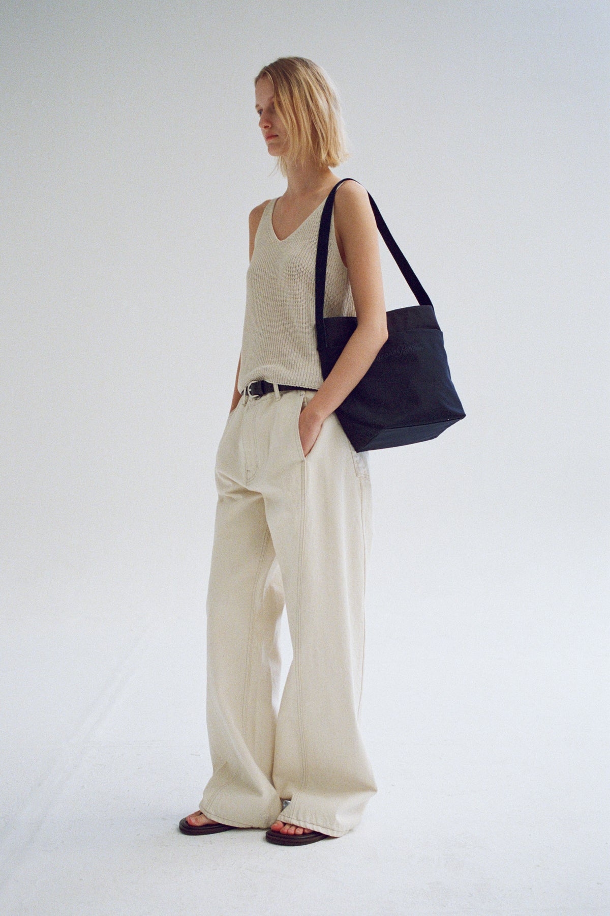 [11/25 Pre-order] Curved Denim_ecru