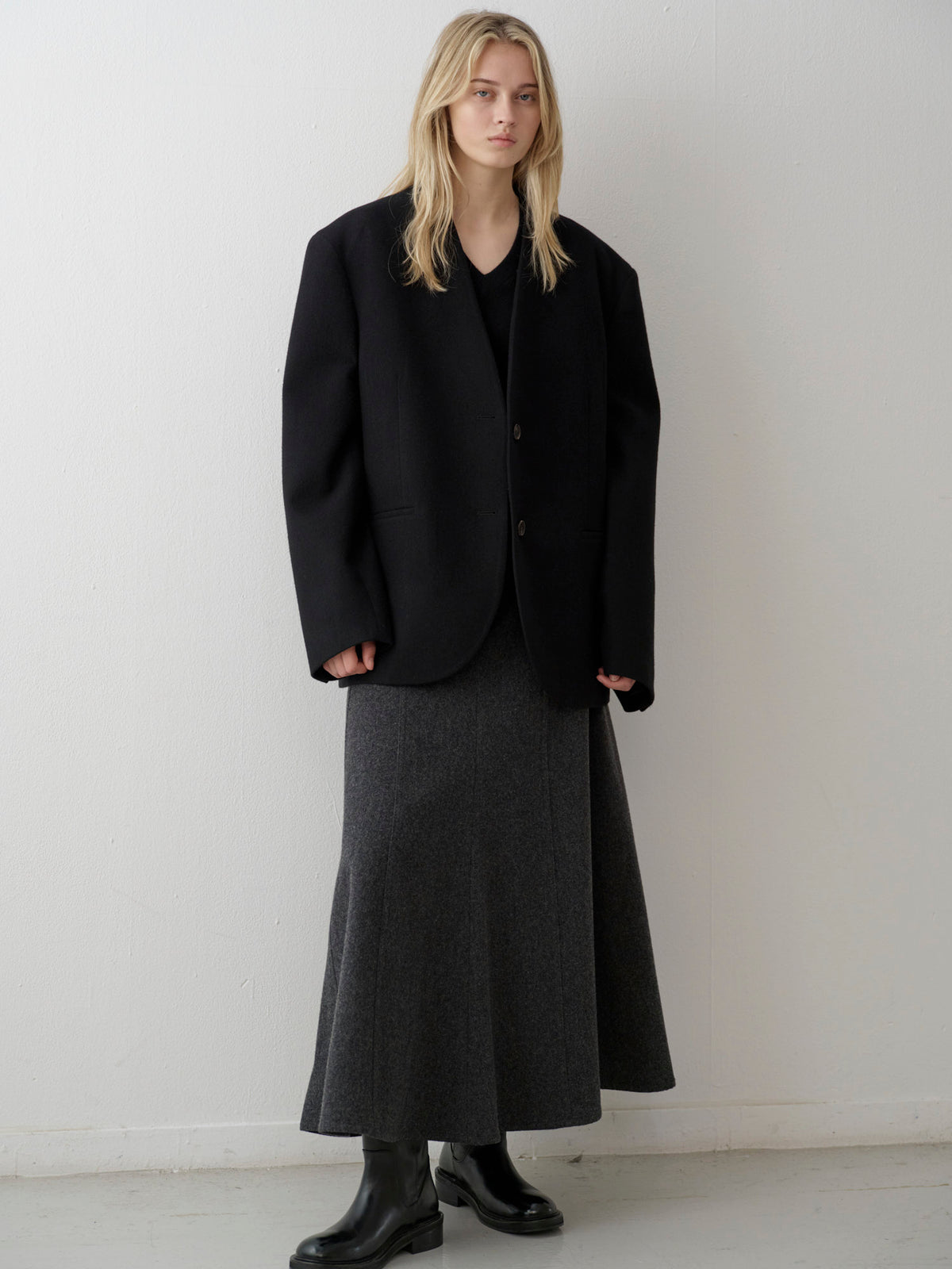 Minimal Collarless Jacket_black