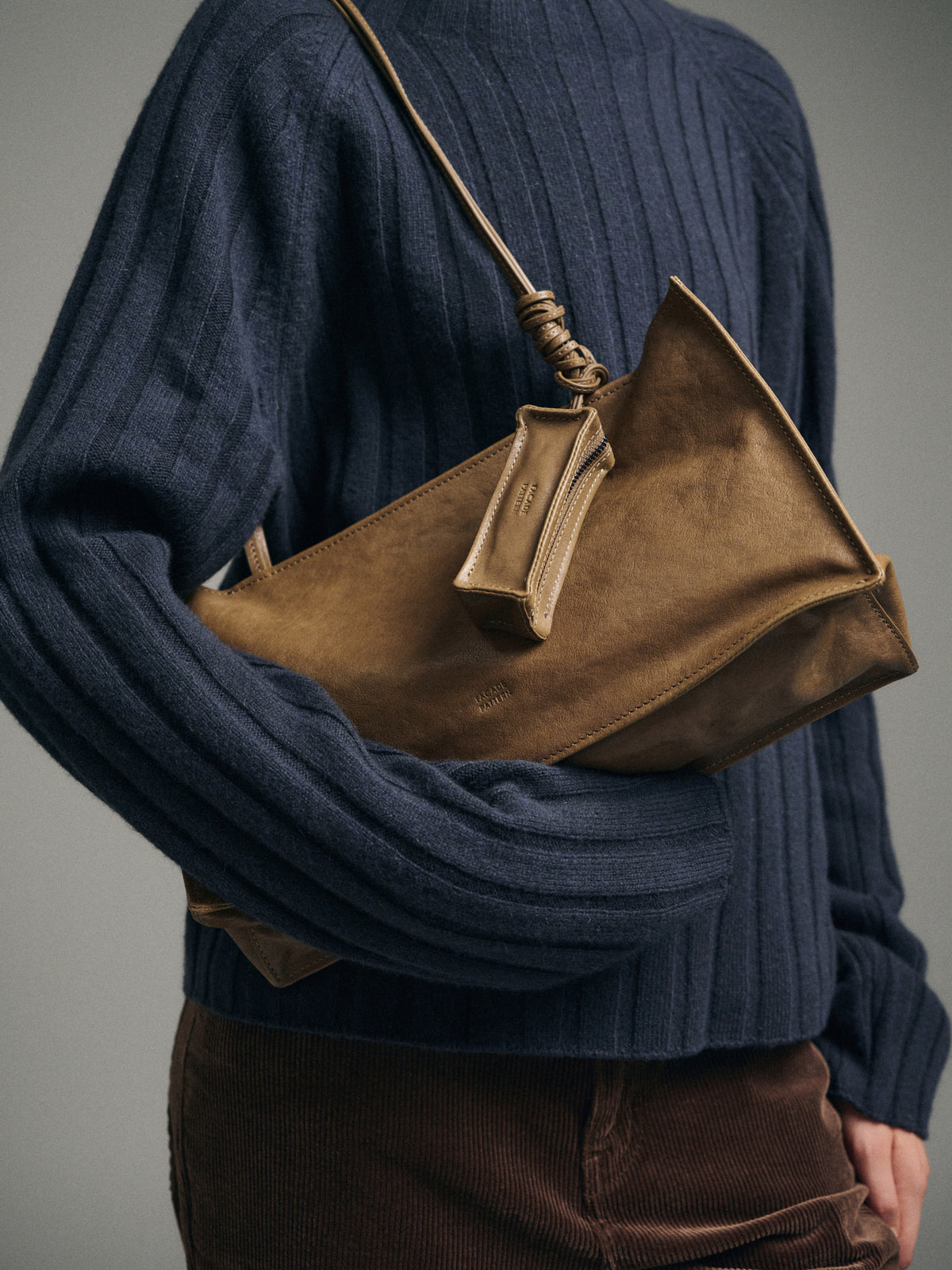 Willow Zipper Shoulder Bag_olive