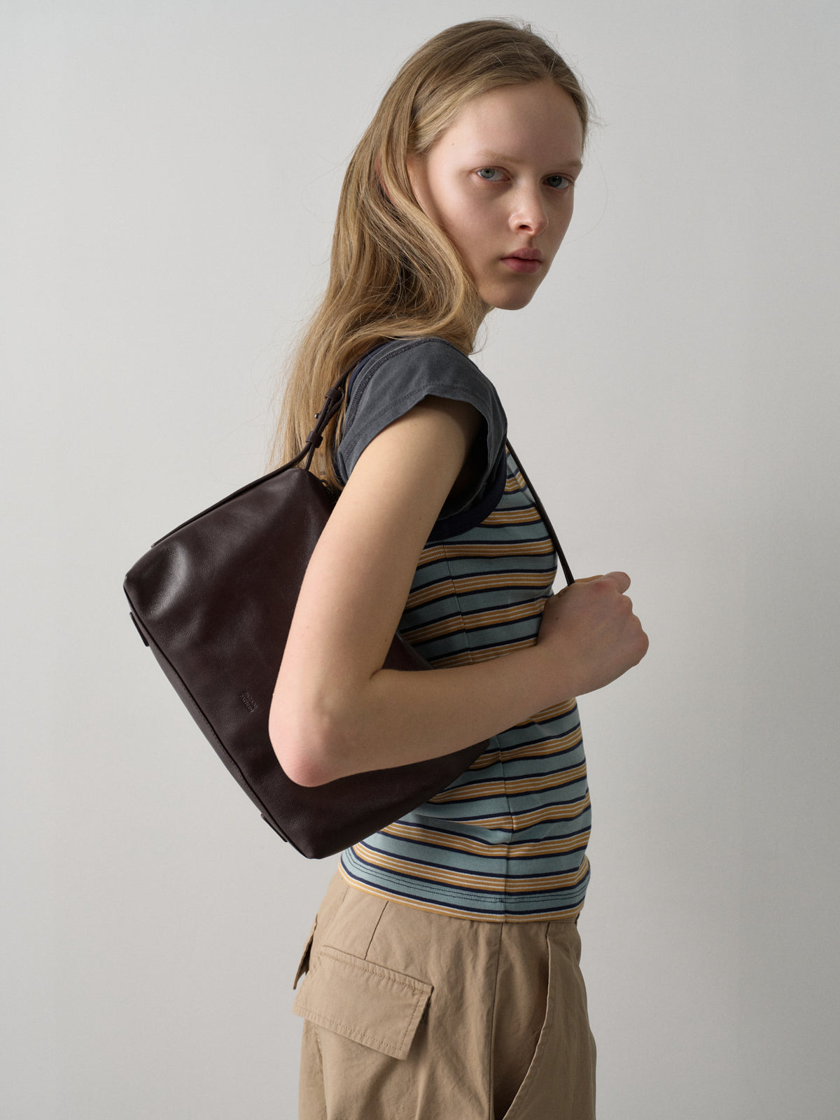 Vintage Wayne Bag_chocolate