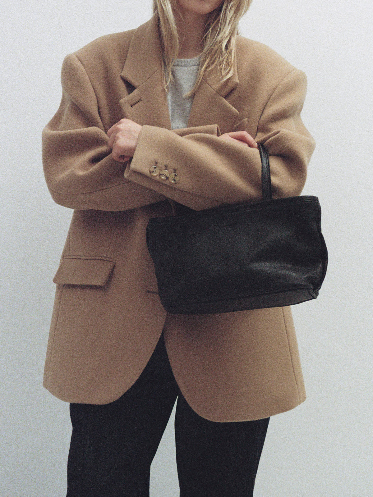 Breeze Washed Leather Tote Bag_Black