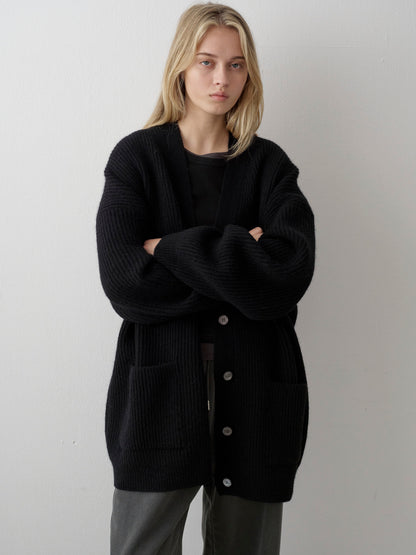 Shetland Wool V-Neck Cardigan_black