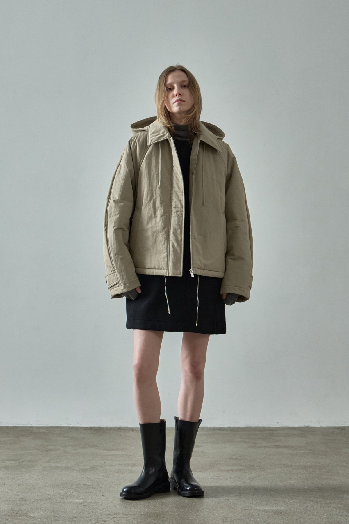 Minimal Hooded Padded Jacket_beige