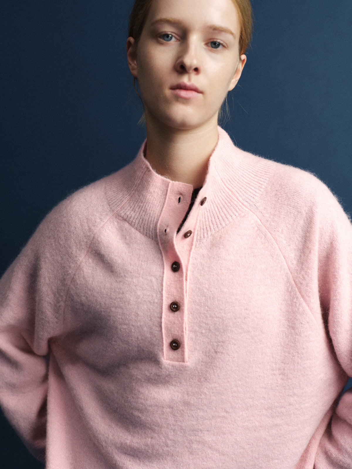 High-neck button knit_pink