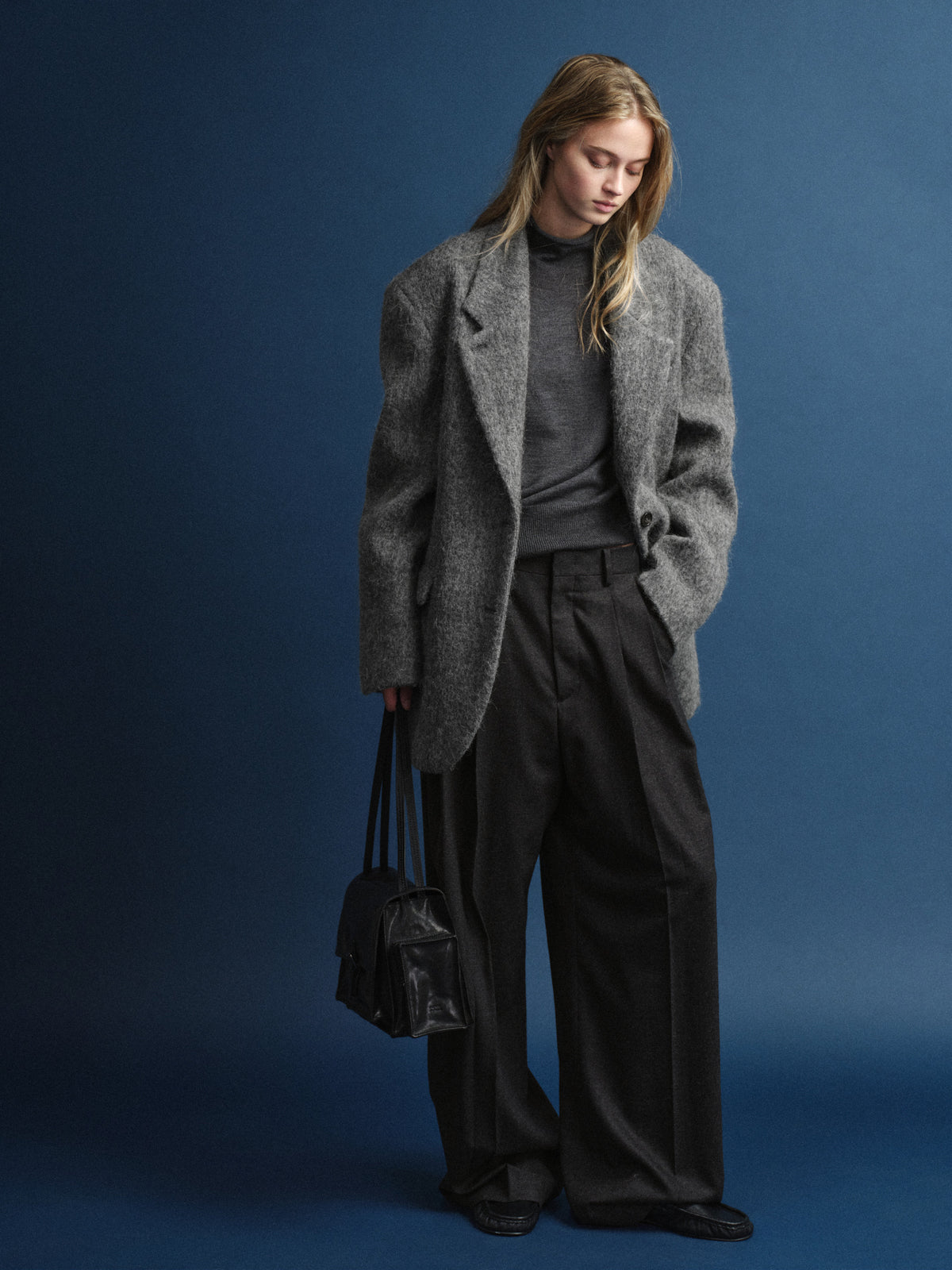 [11/25 Pre-order] Merino Wool Mock Neck Knit_charcoal