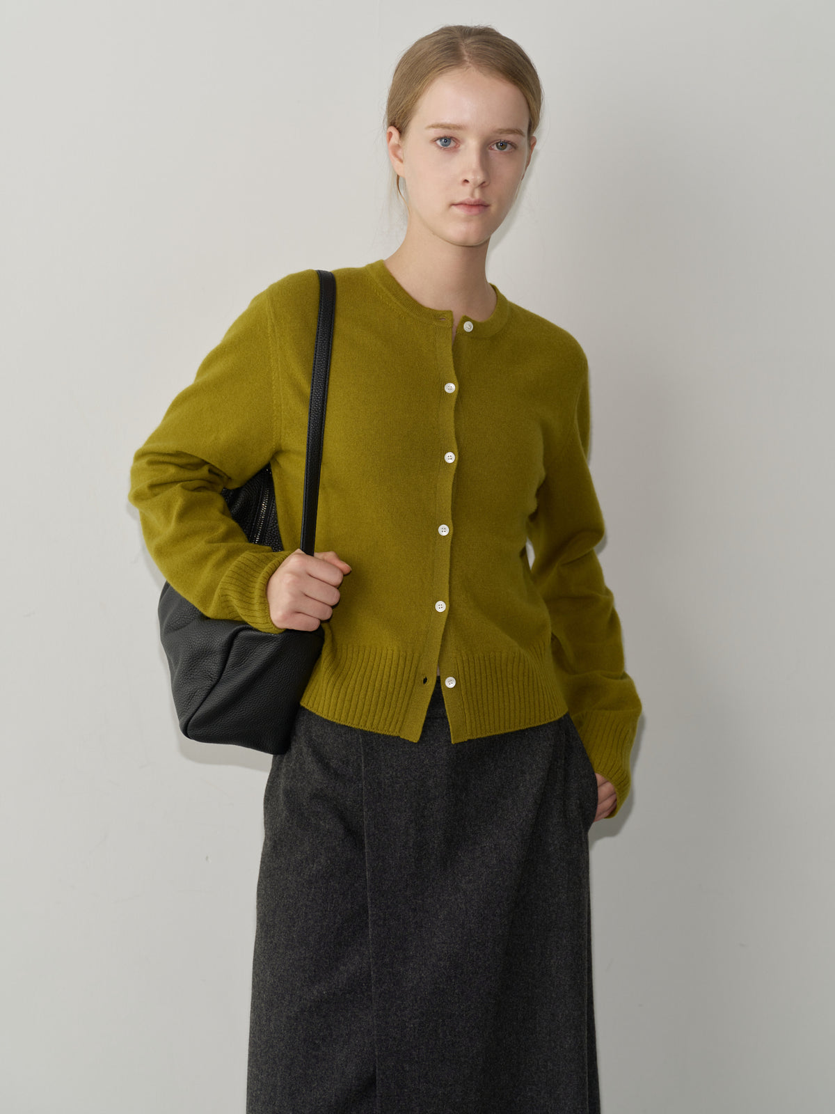 Cashmere Minimal Cardigan_olive
