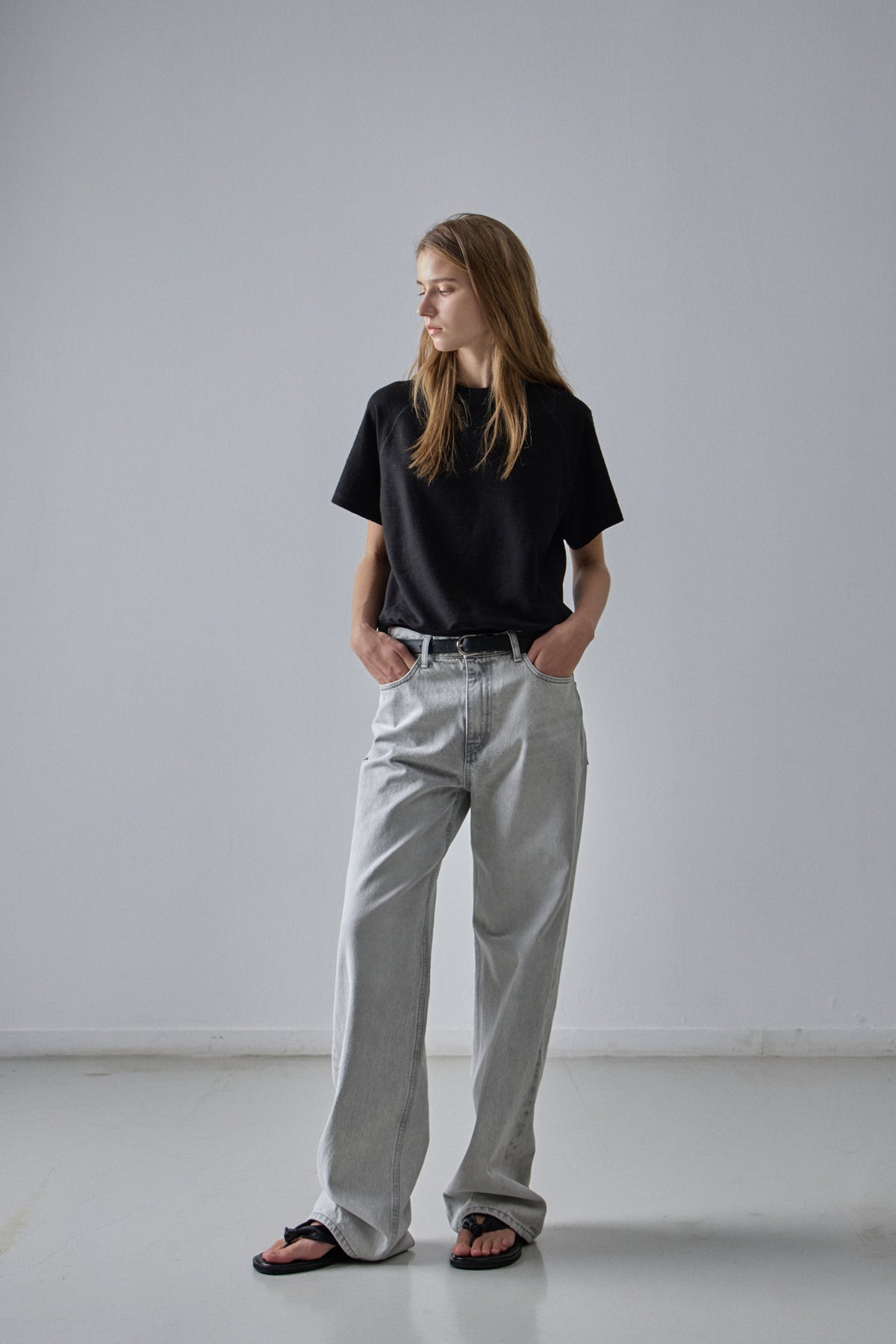 Classic Straight Jeans_light grey