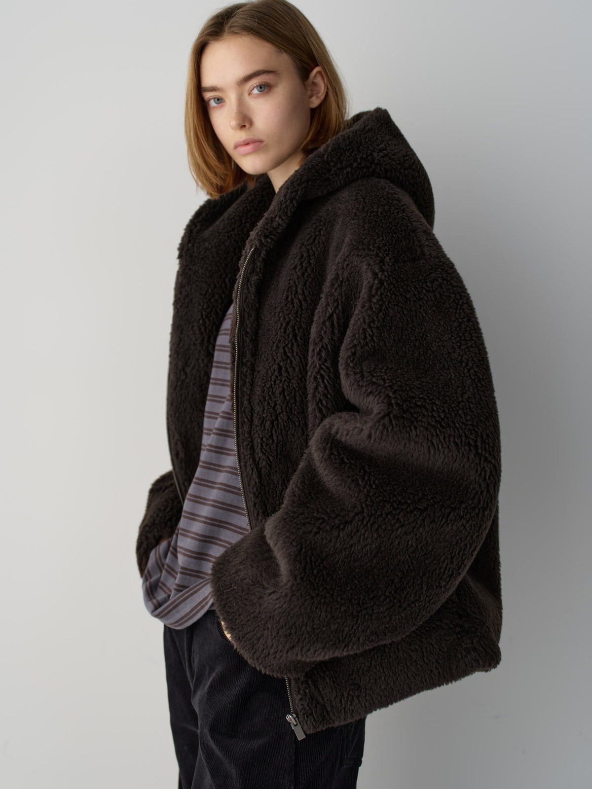 Lambswool hooded jumper_brown