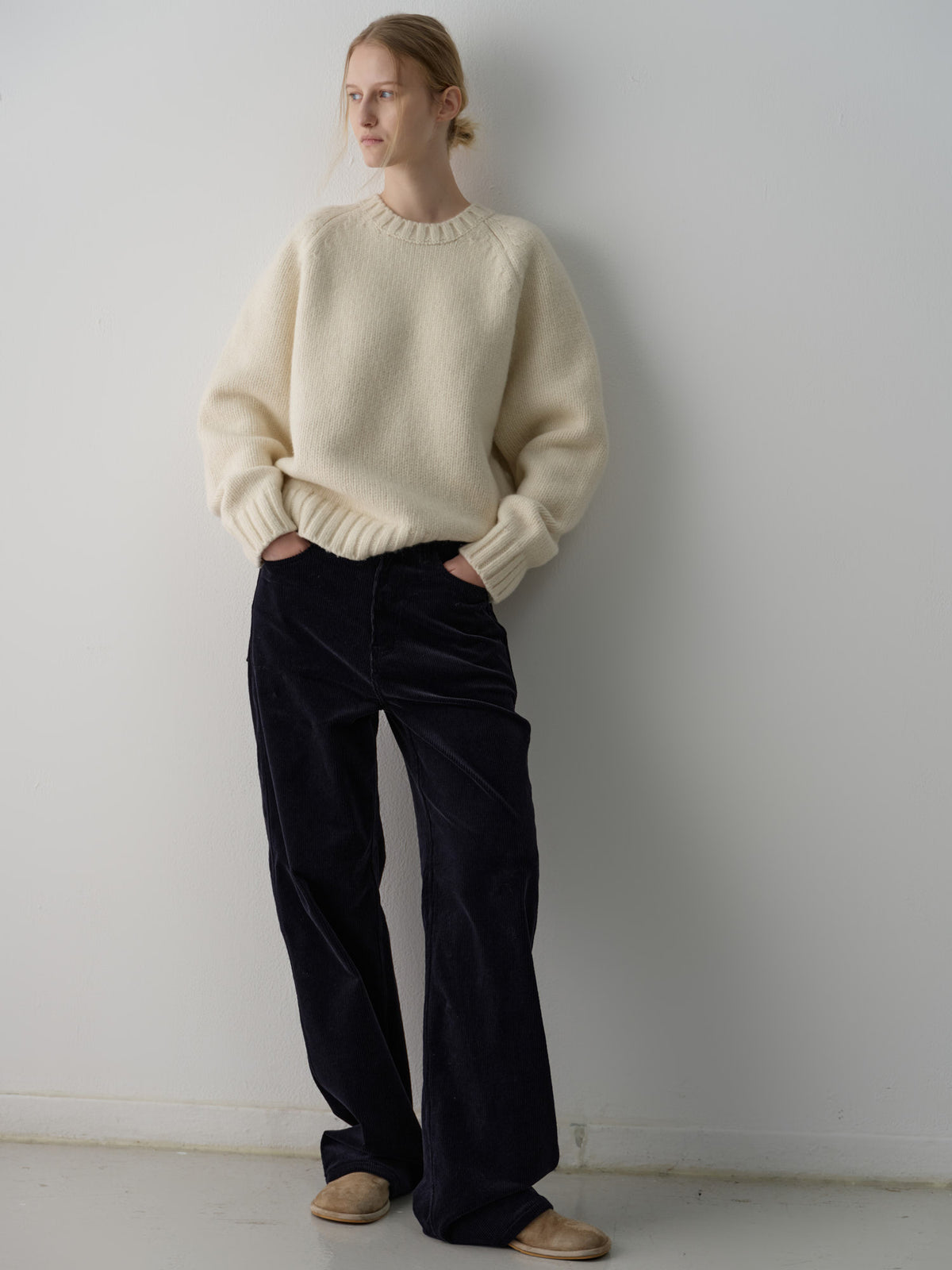 Essential Raglan Sweater_ivory