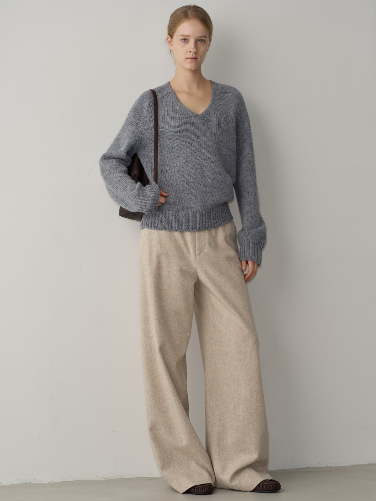 Textured V-neck Knit_grey blue