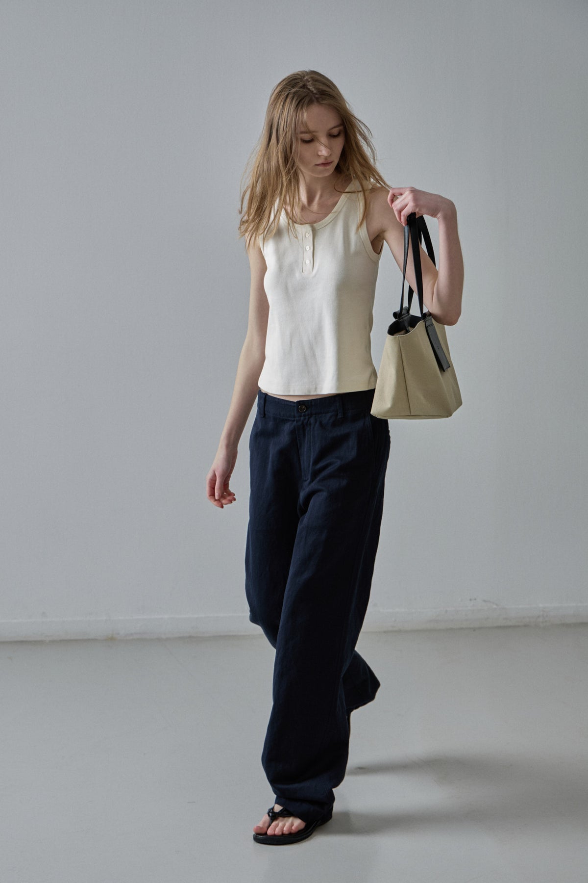 Sally Bag_dust