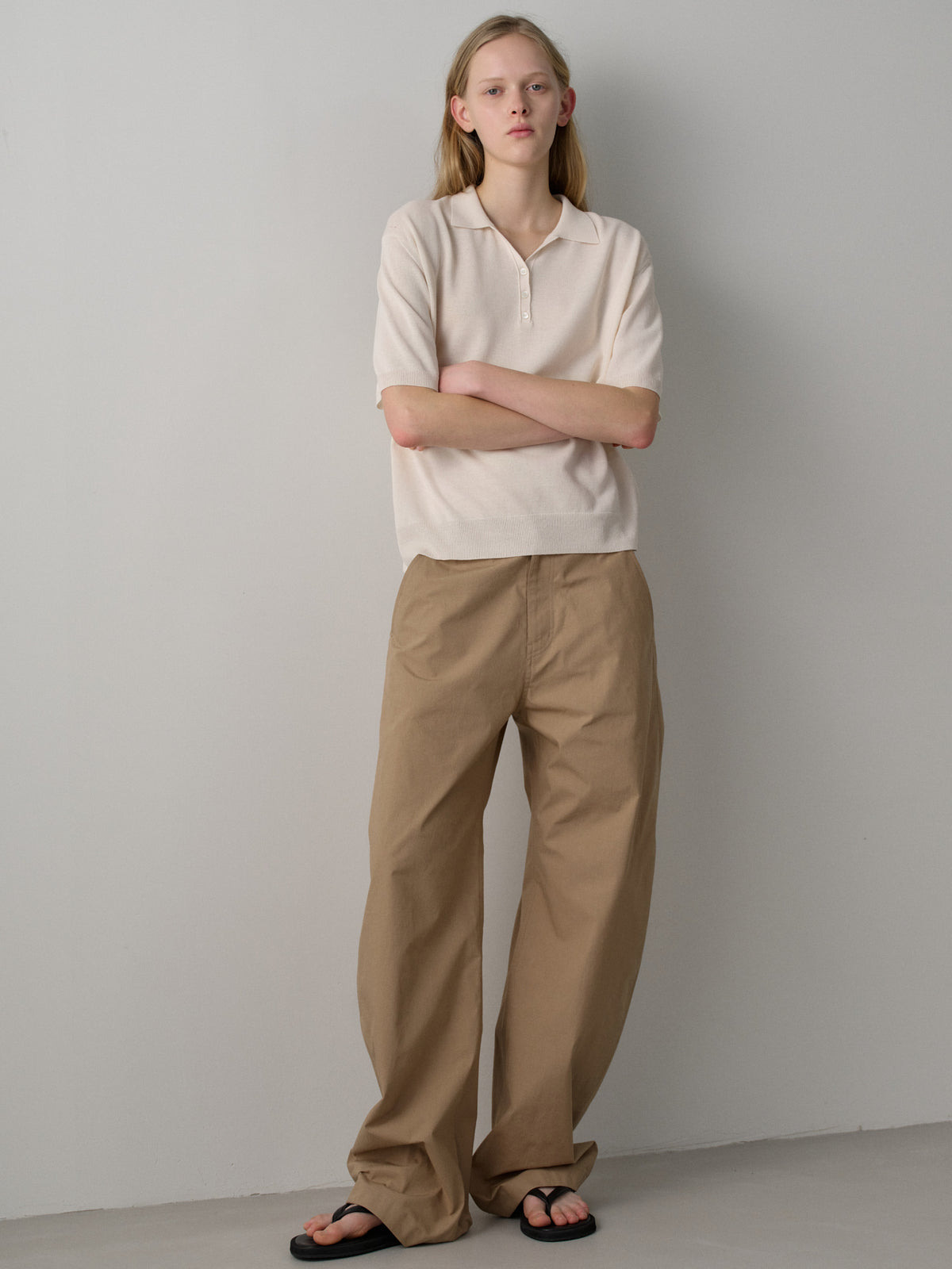 Round Curved Pants_almond beige