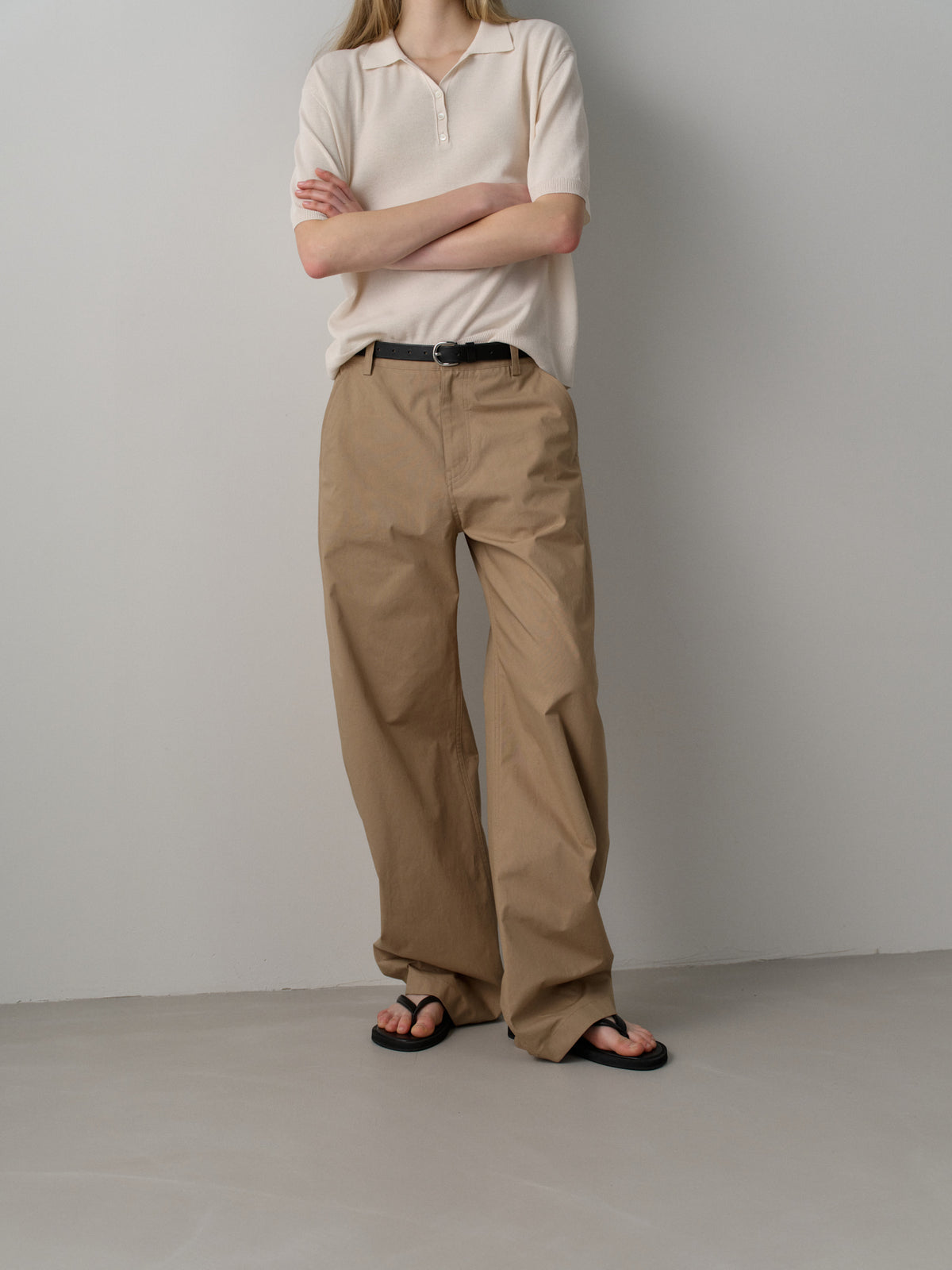 Round Curved Pants_almond beige