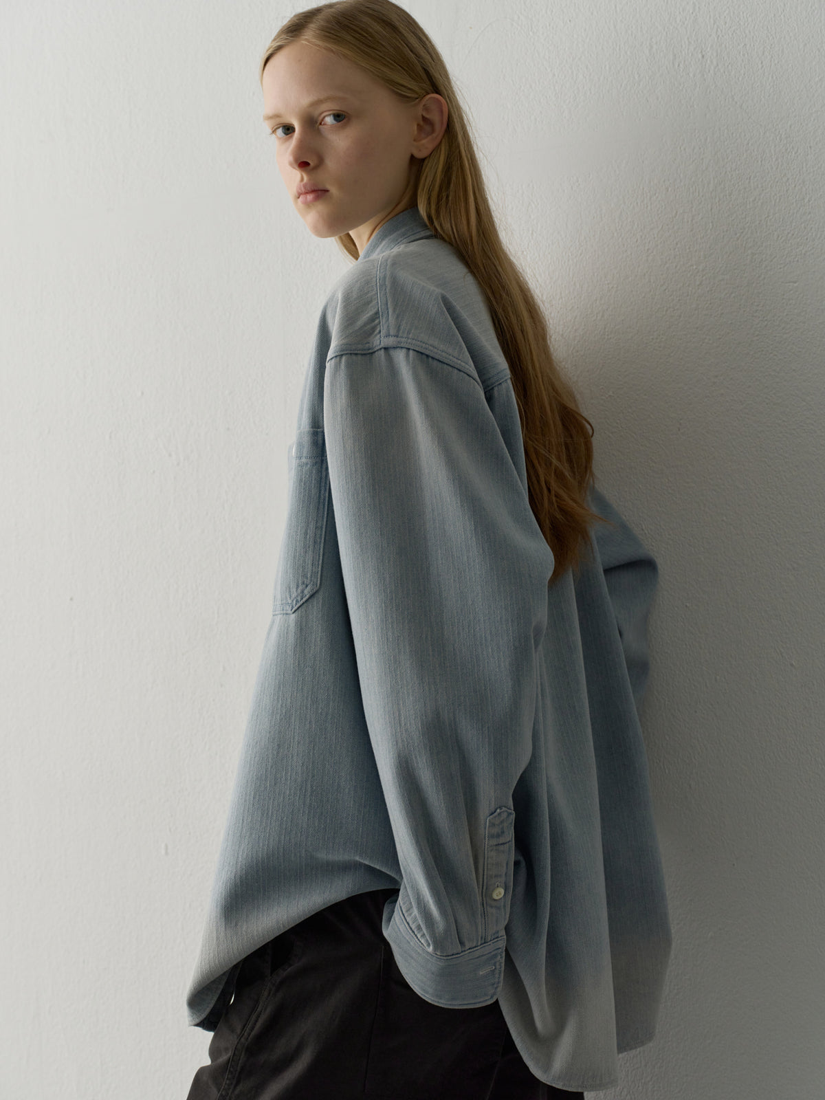 Out-Pocket Denim Shirt_light indigo
