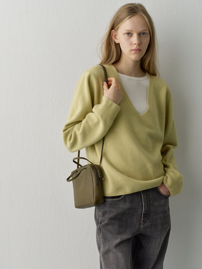 Cashmere Deep V-Neck Knit_sage olive