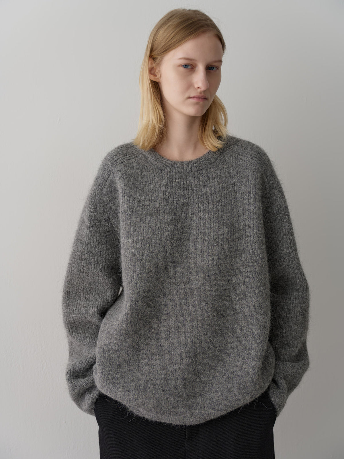 Alpaca Pullover Sweater_charcoal