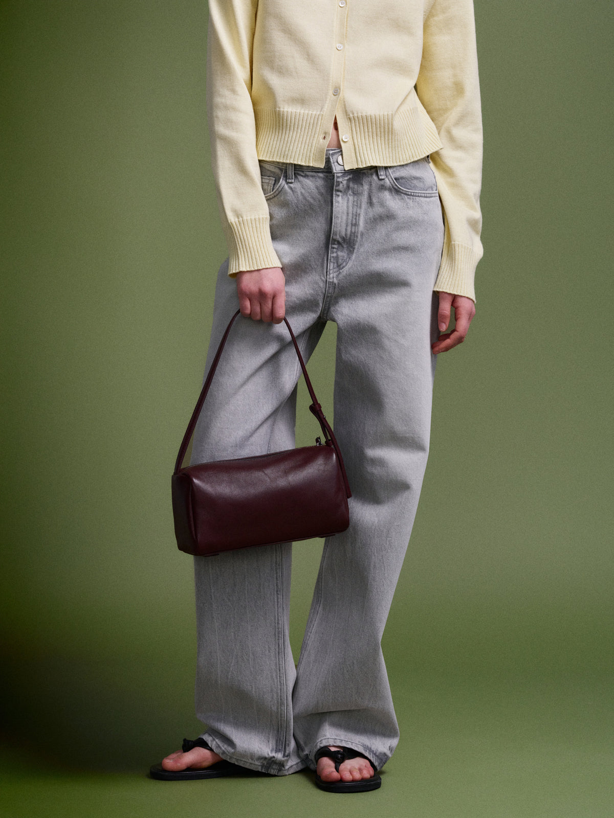 High-Waist Straight Jeans_light grey