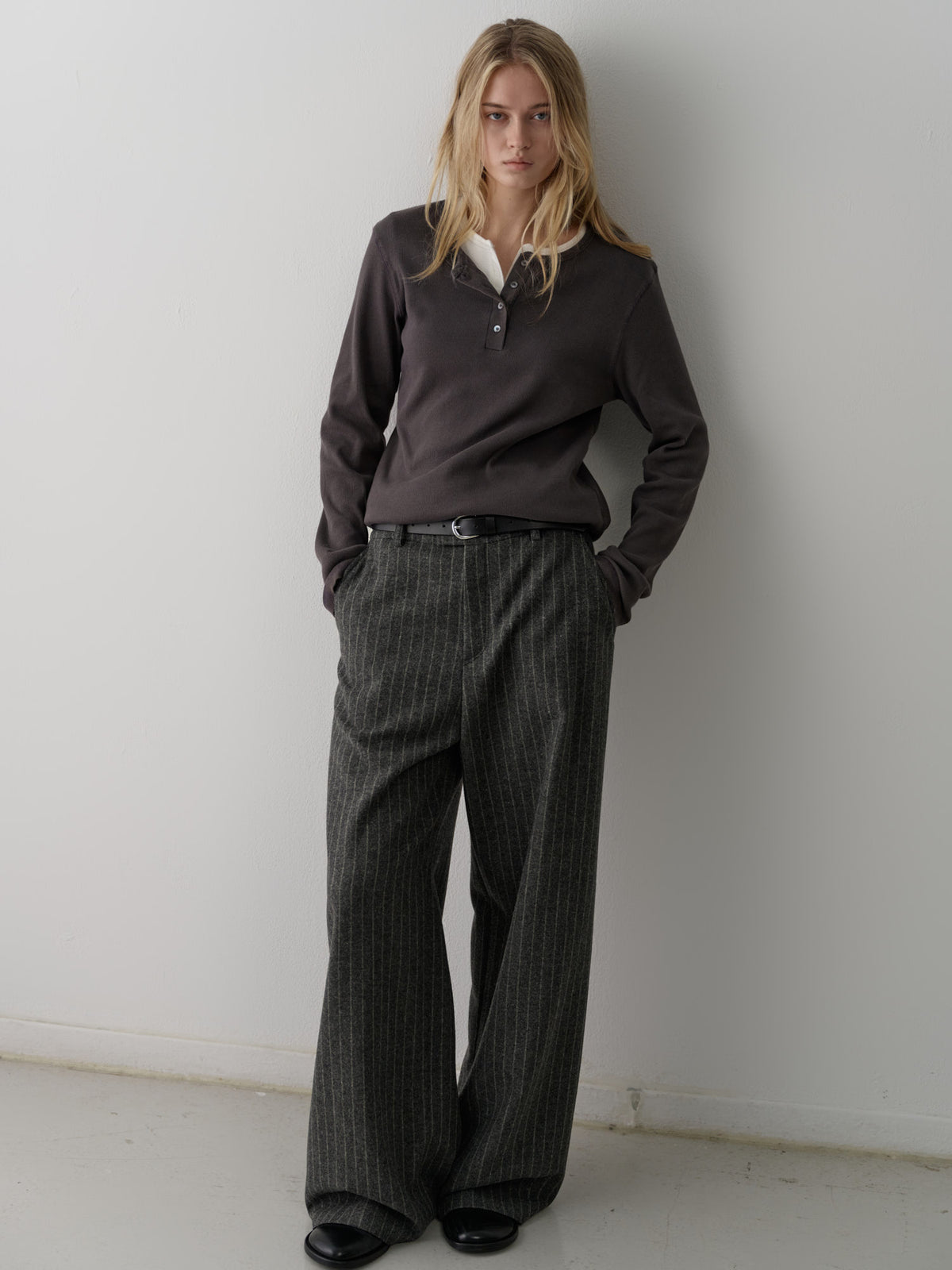 Relaxed Stripe Wool Pants_charcoal