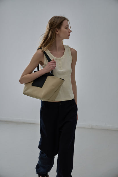 Sally Bag_dust
