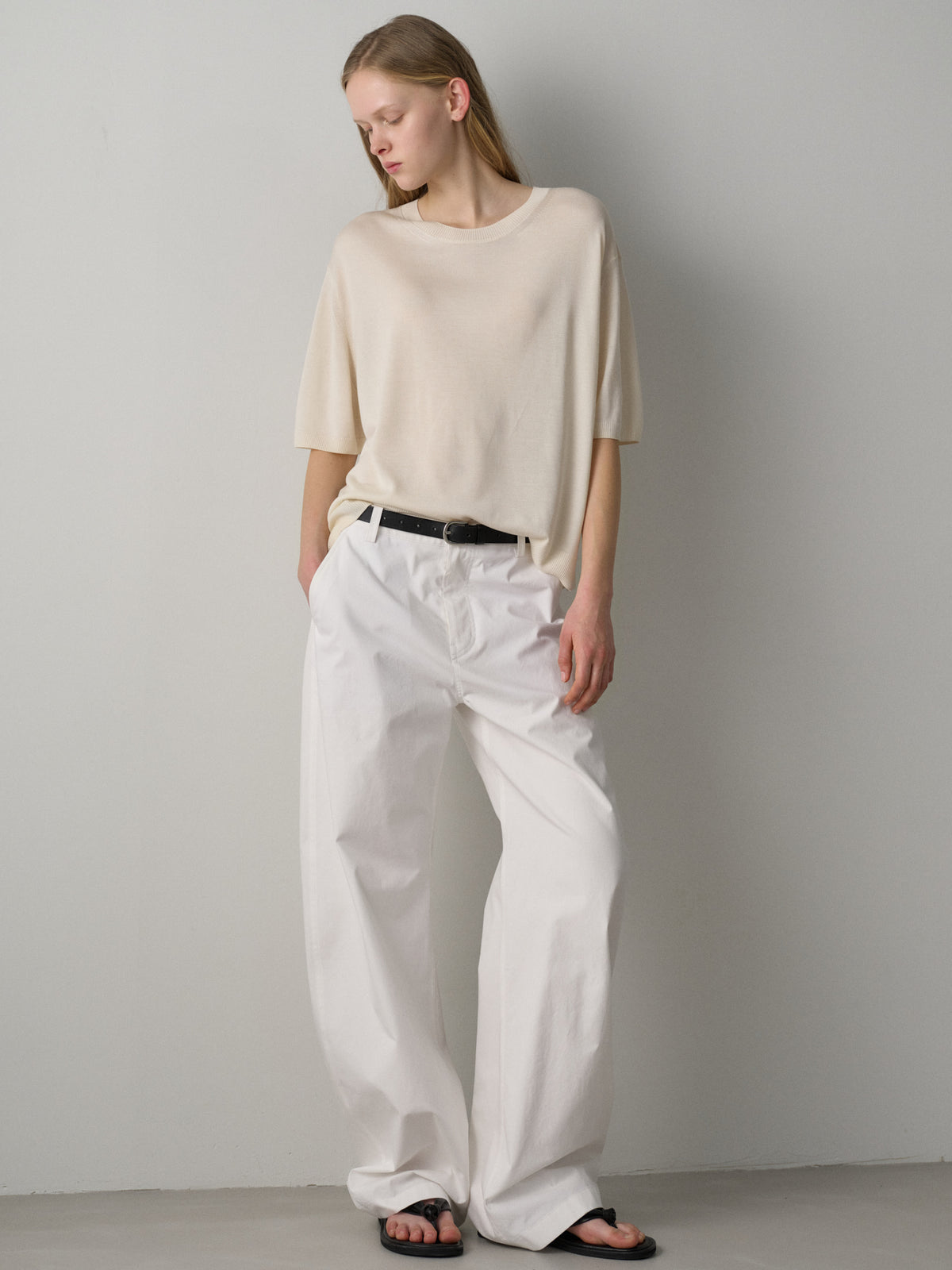 Round Curved Pants_white