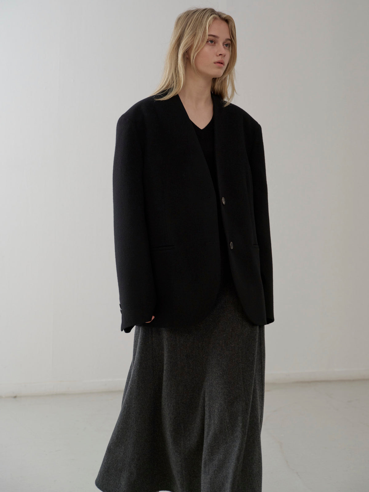 Minimal Collarless Jacket_black