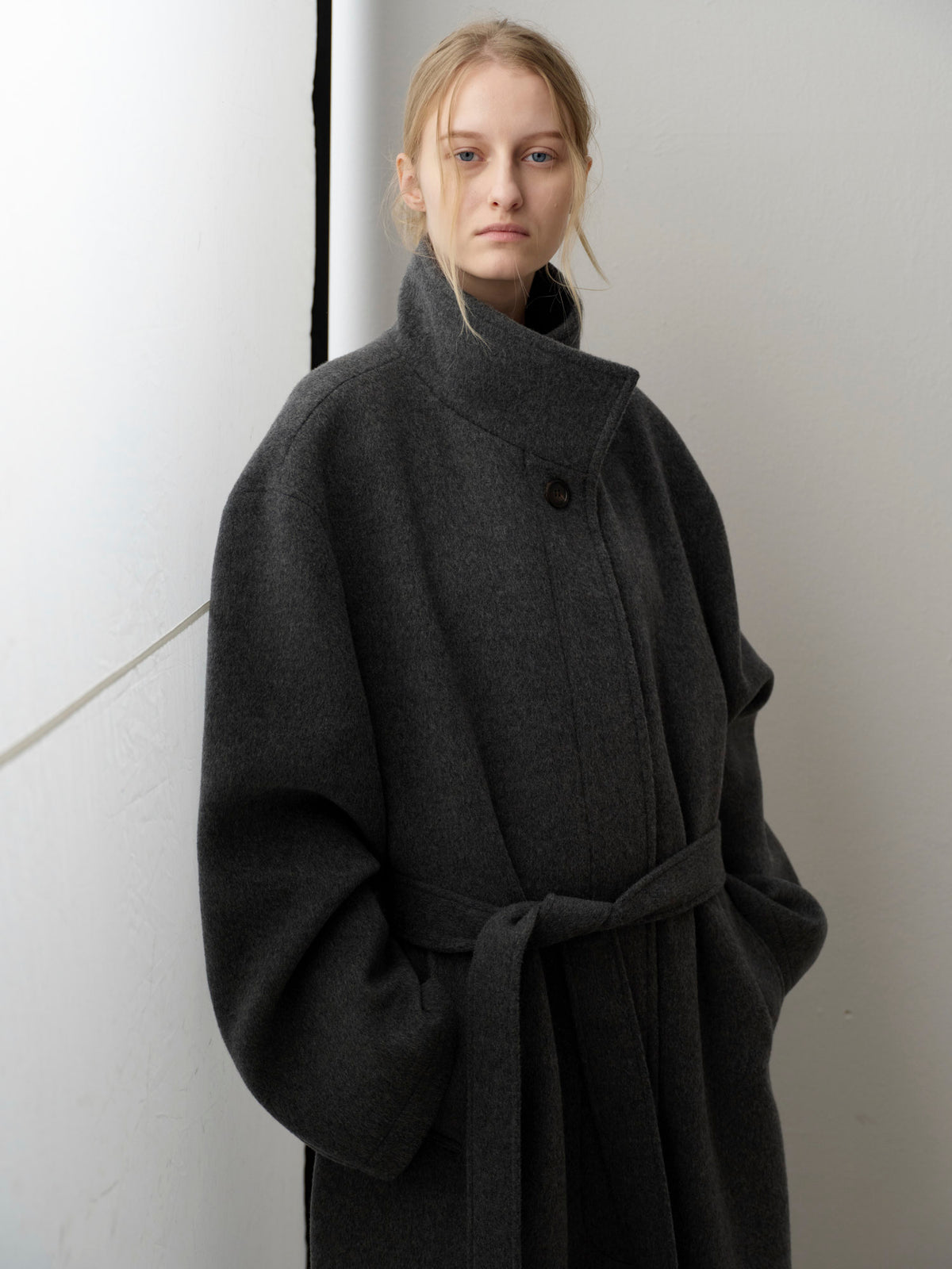Cashmere High-neck Coat_charcoal