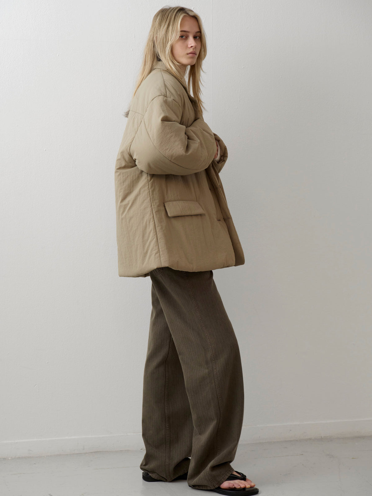 Padded Curved-Sleeve Blazer_mocha
