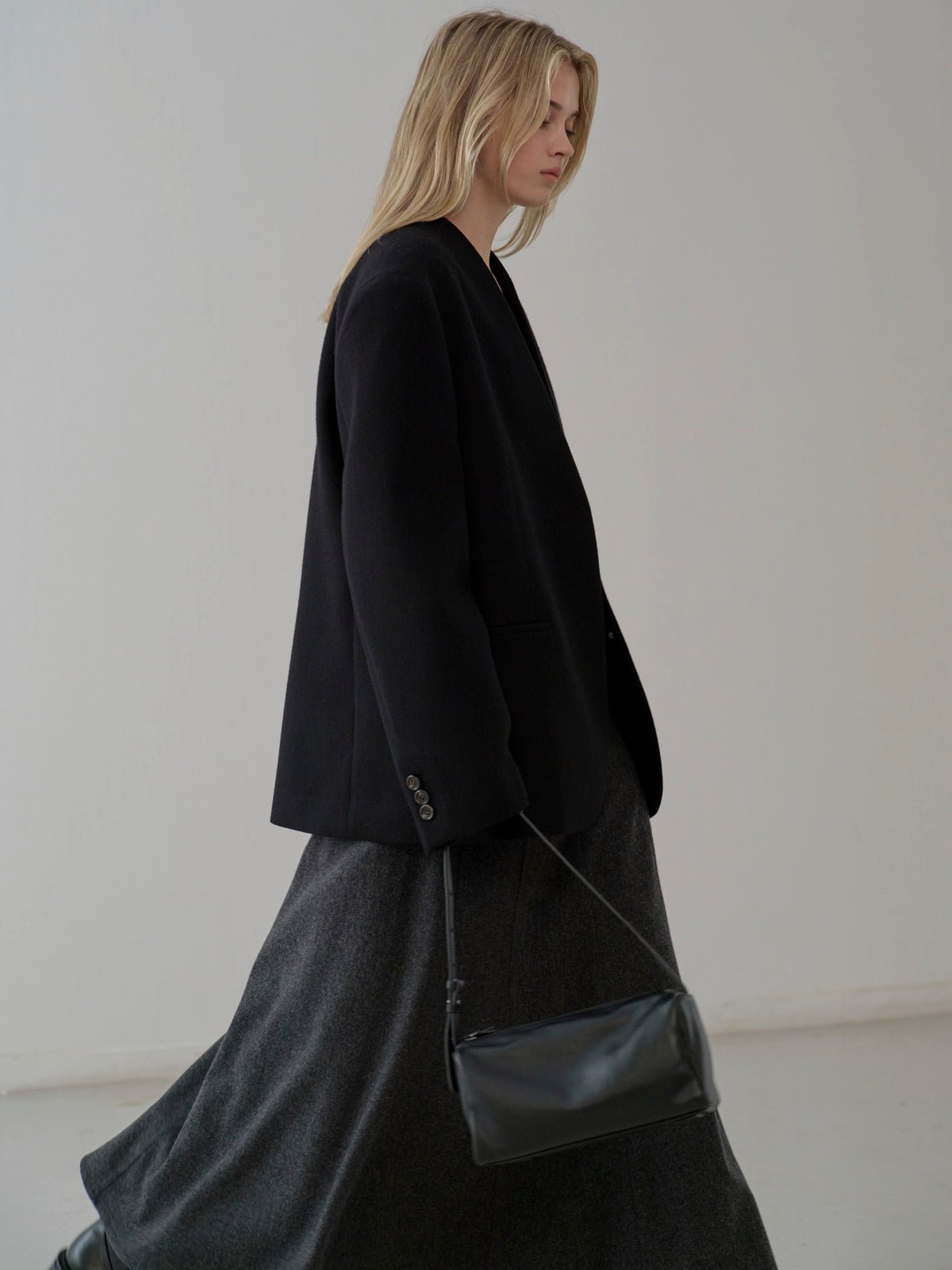 Minimal Collarless Jacket_black