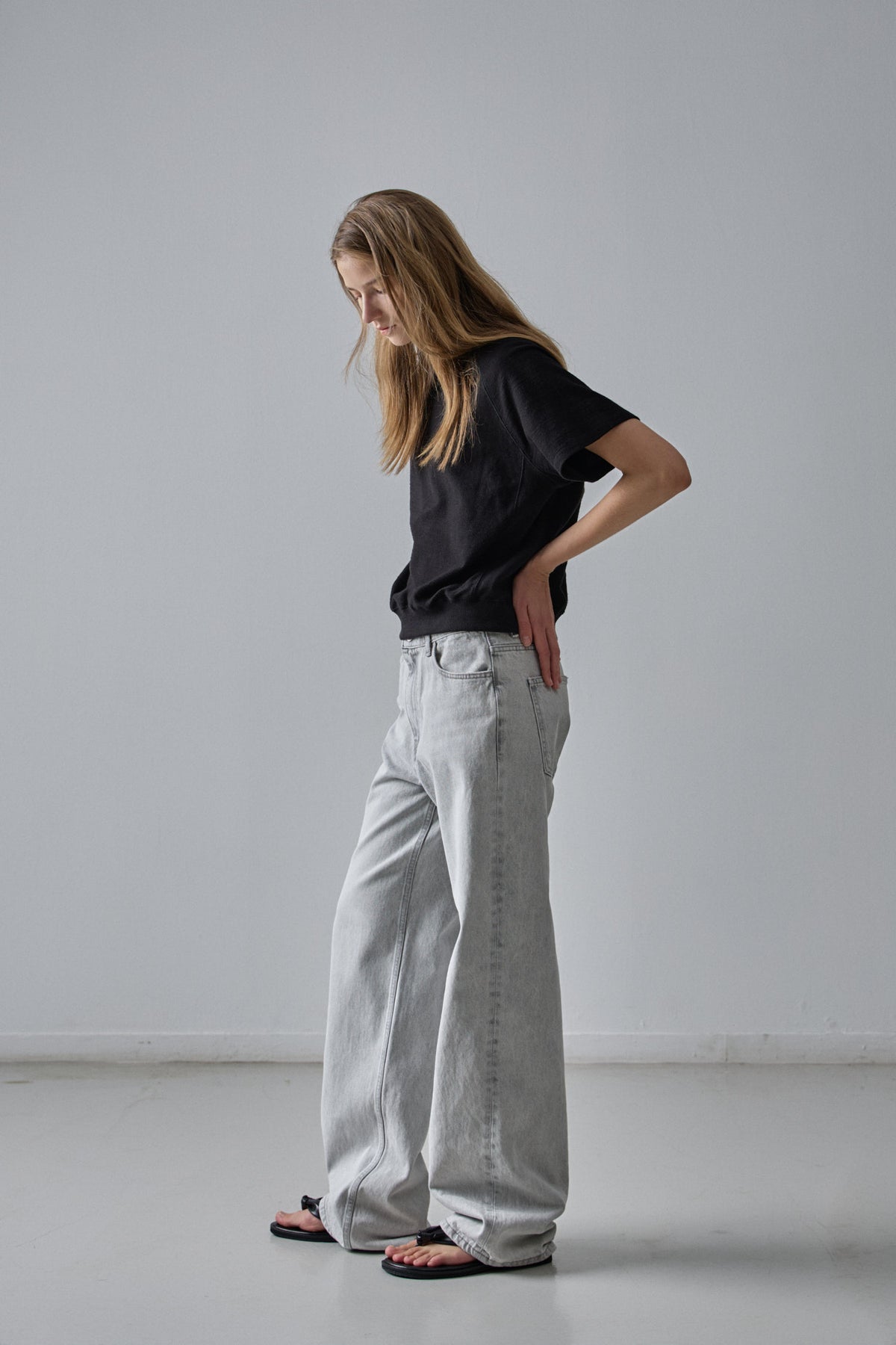 Classic Straight Jeans_light grey
