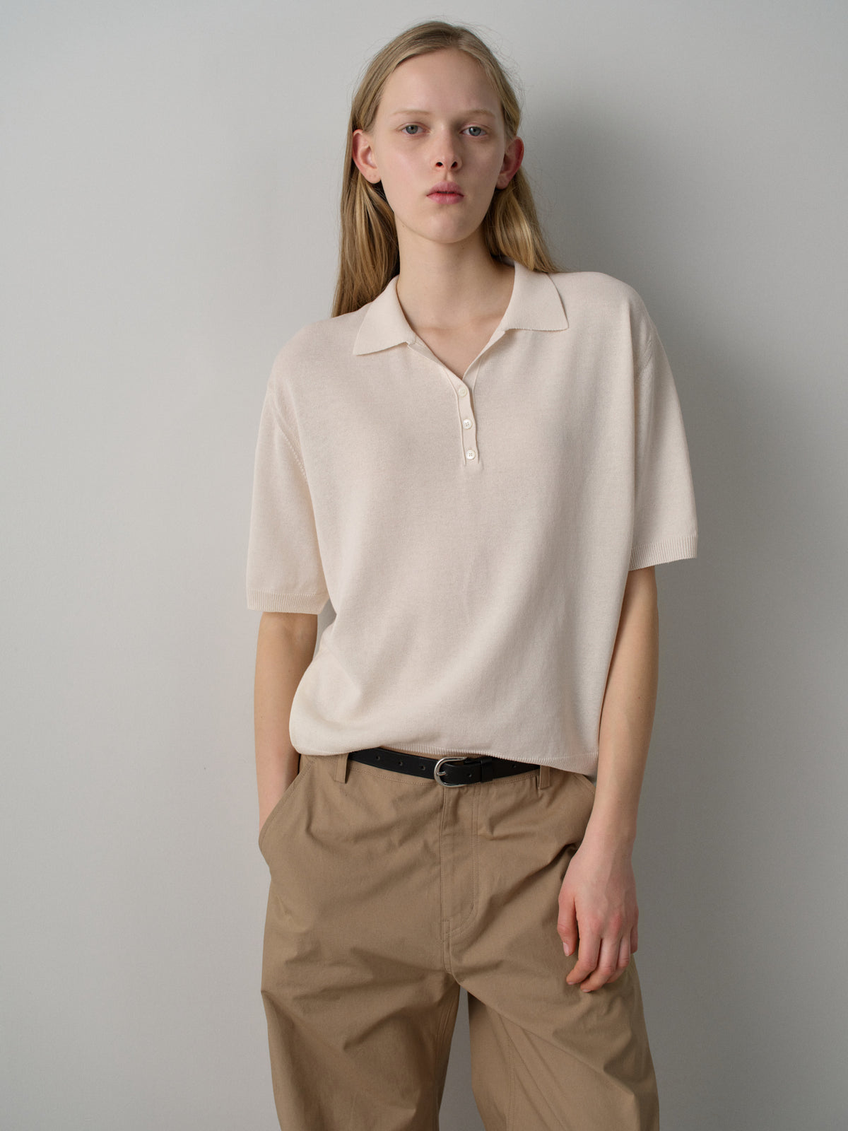 Round Curved Pants_almond beige