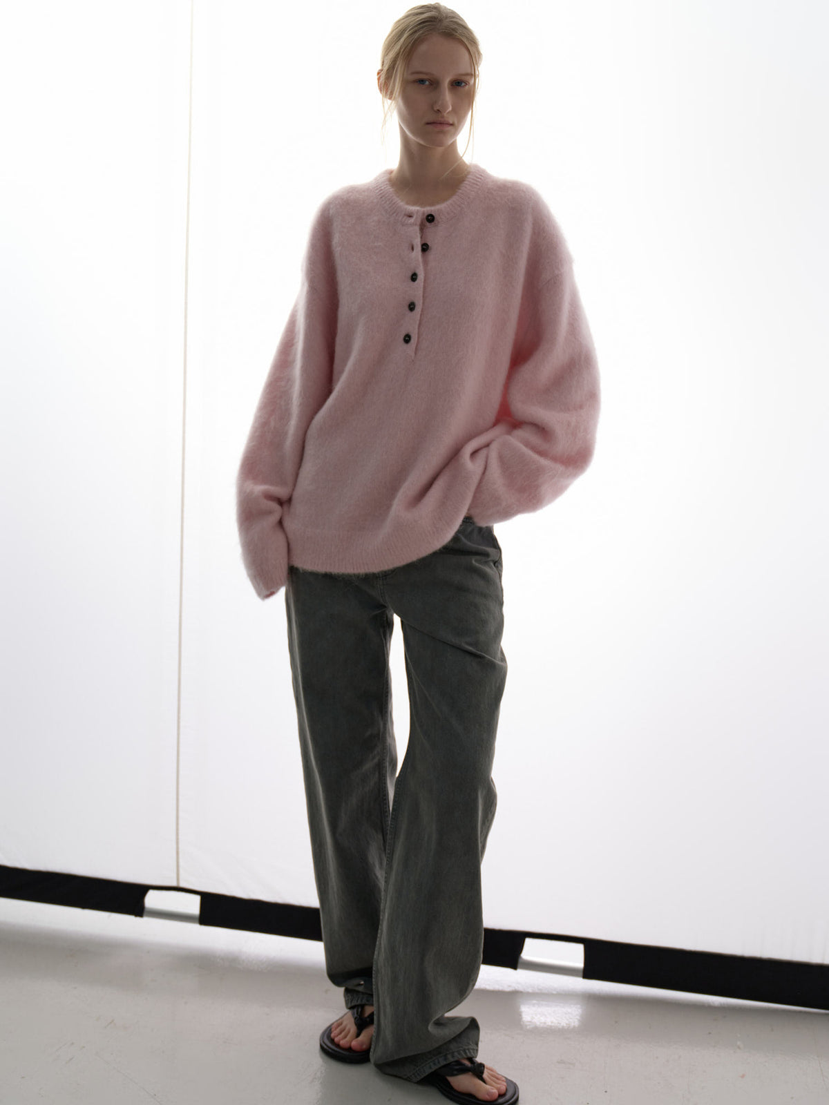 Alpaca Henley Neck Sweater_pink