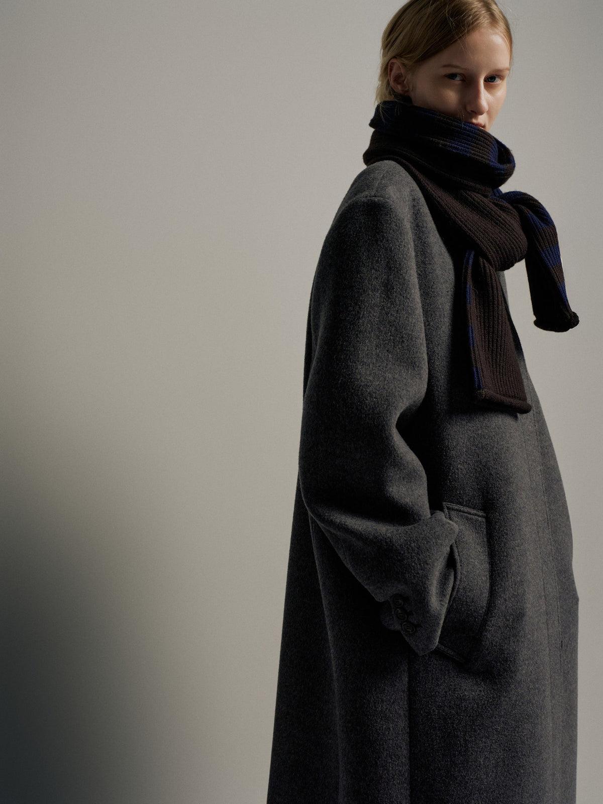 Cashmere Straight Mac Coat_charcoal
