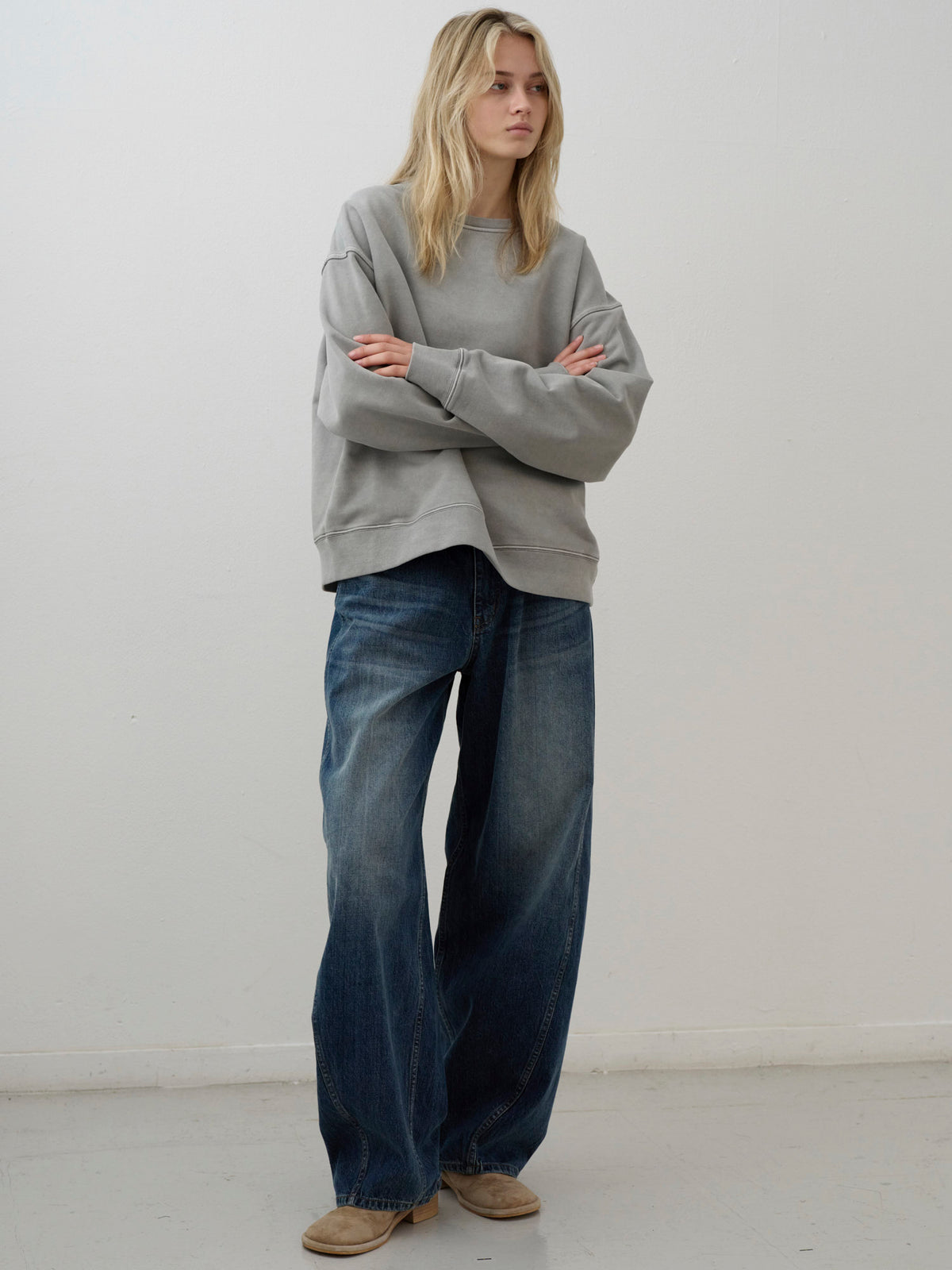 Oversized Fit Pigment Sweatshirt_grey