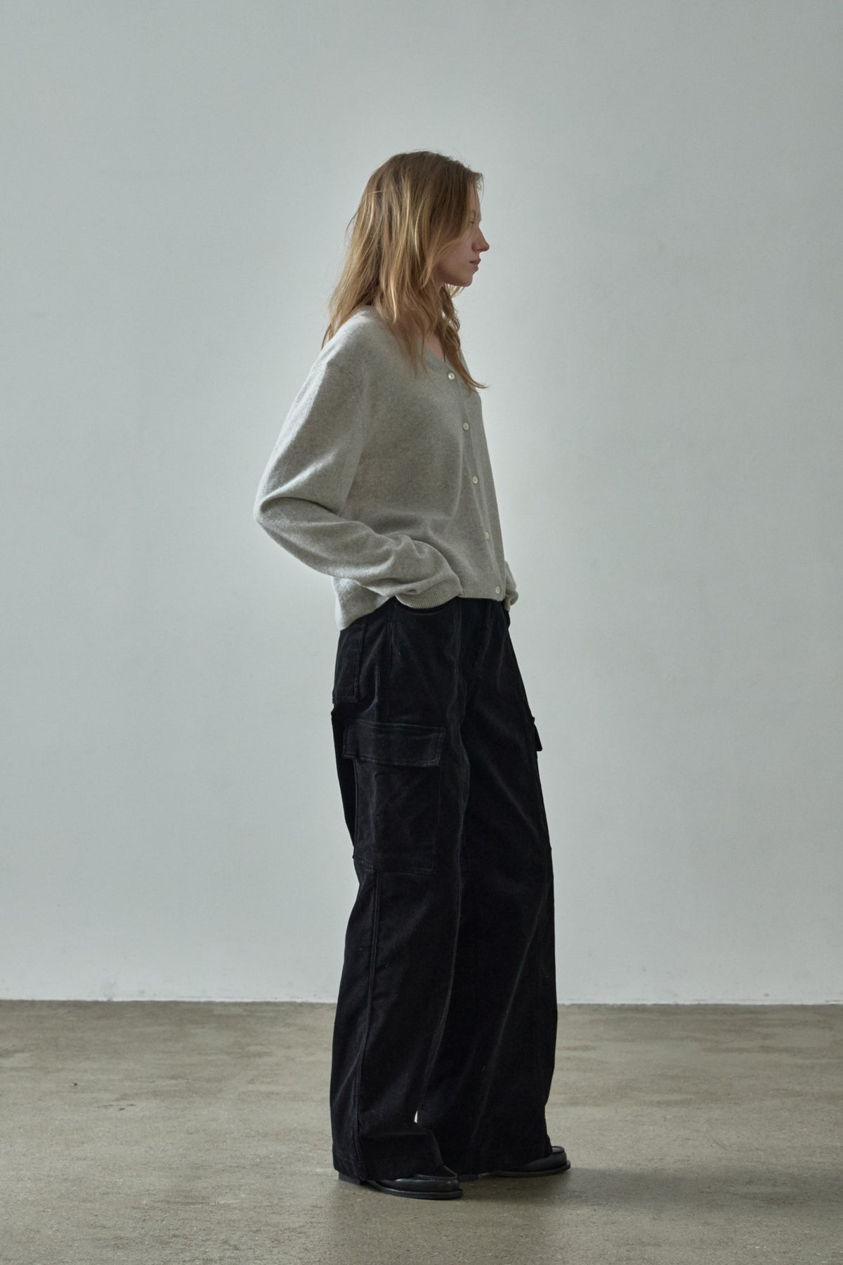 [11/11 Pre-order] Cashmere V-neck Cardigan_light grey
