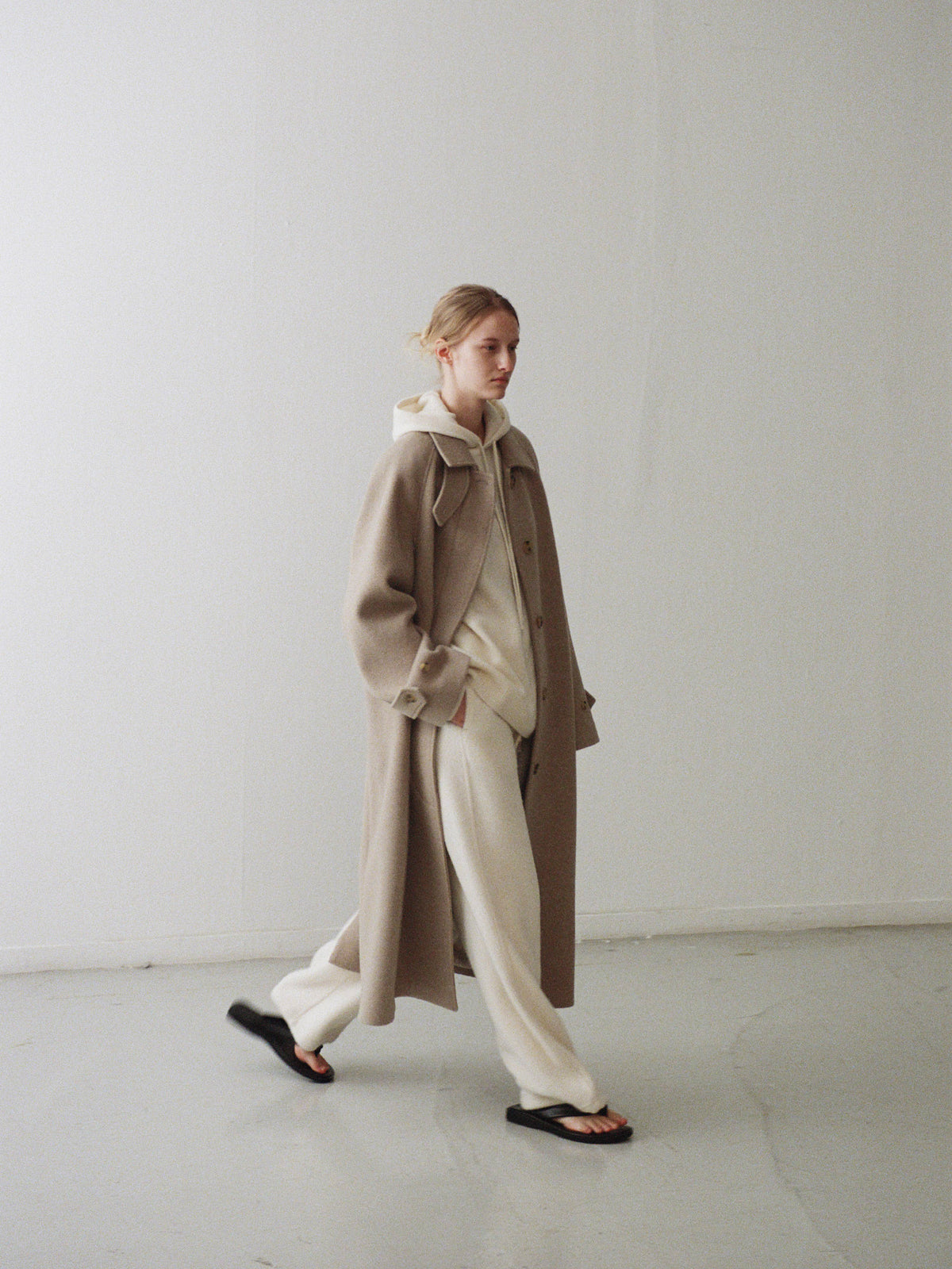 Cashmere Hooded Pullover_ivory