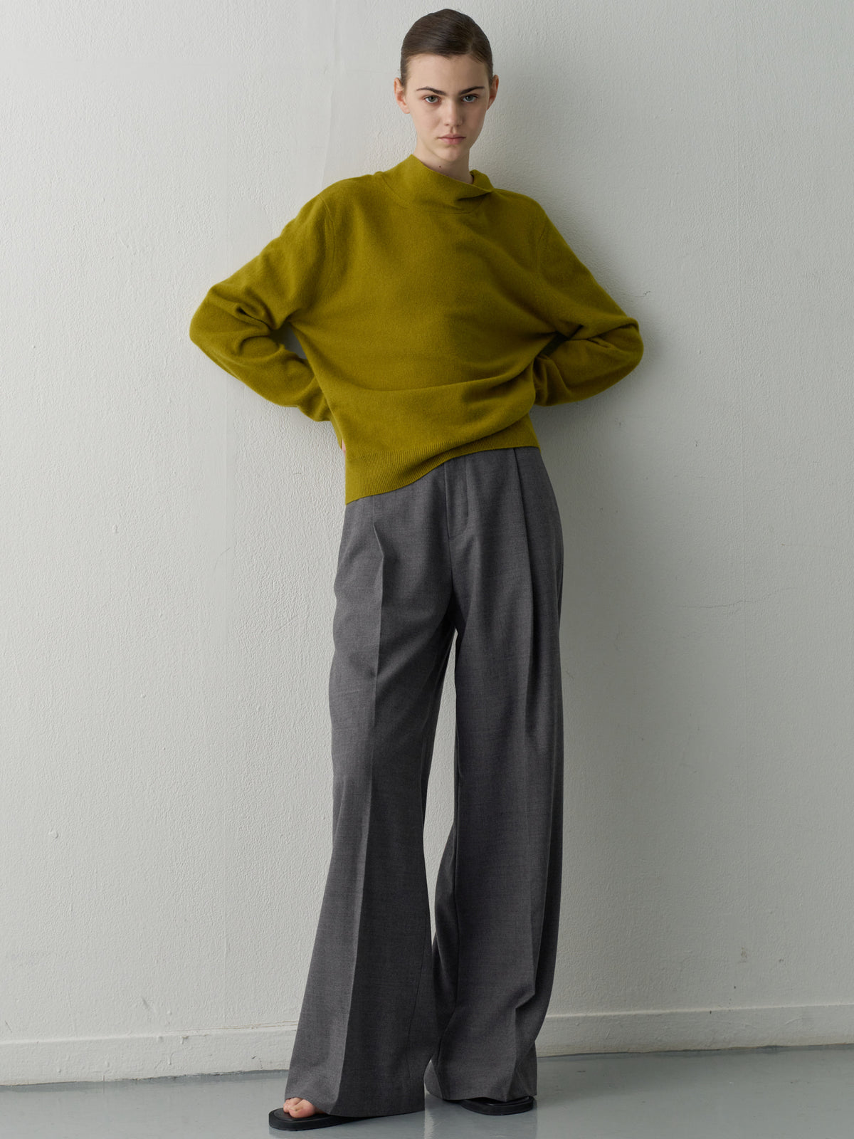 Cashmere Scarf Sweater_olive