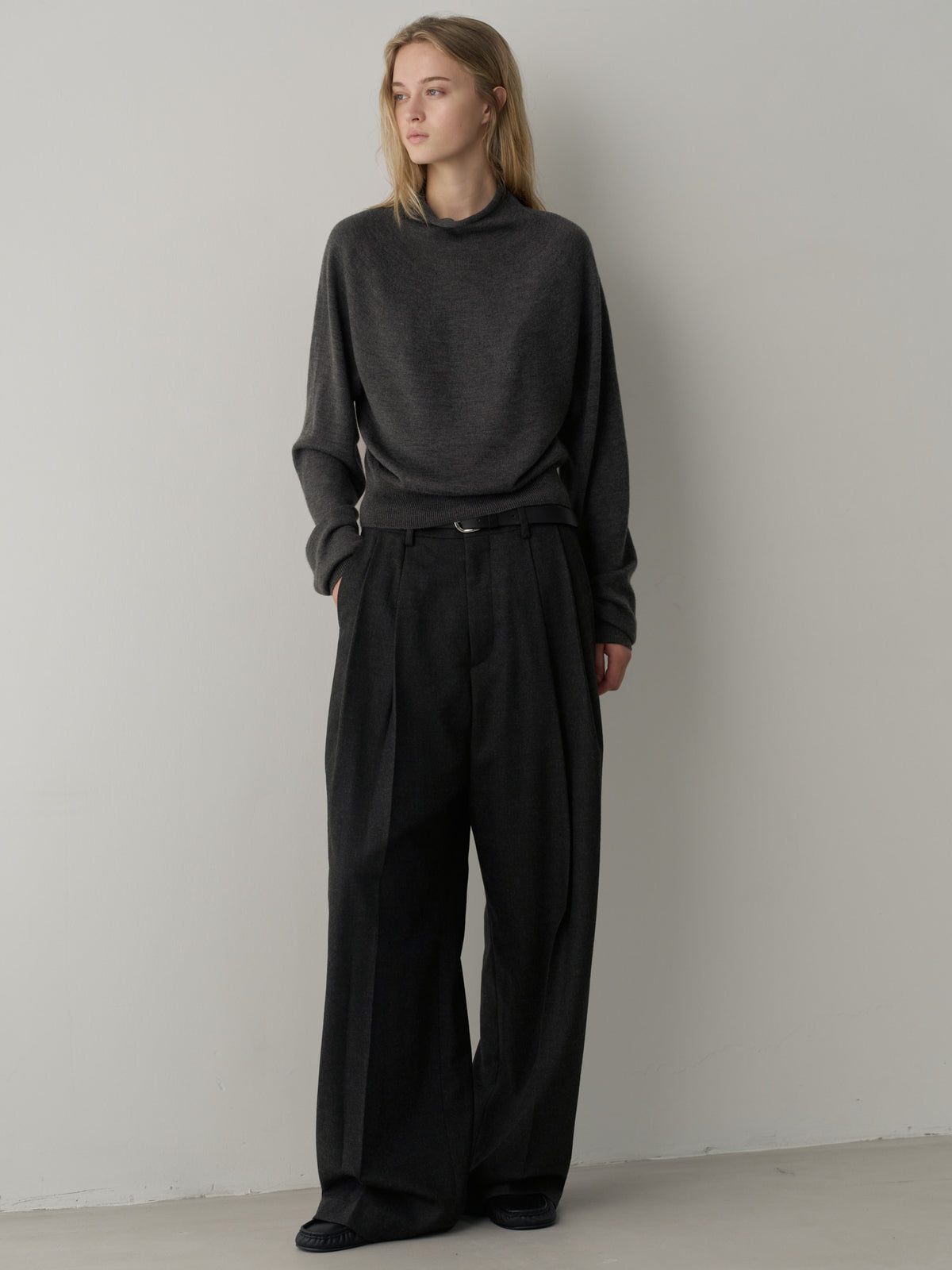 [11/25 Pre-order] Merino Wool Mock Neck Knit_charcoal