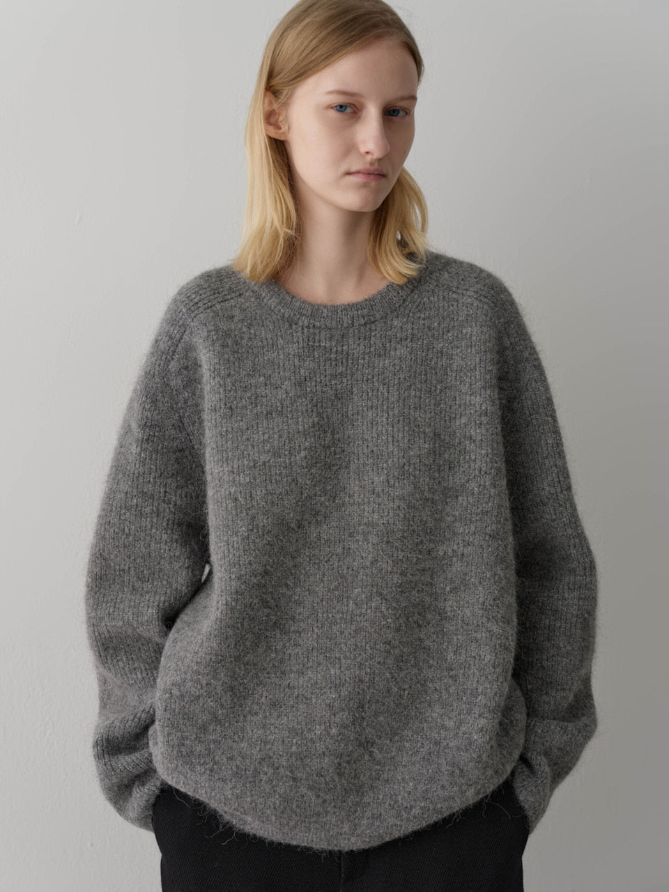 Alpaca Pullover Sweater_charcoal