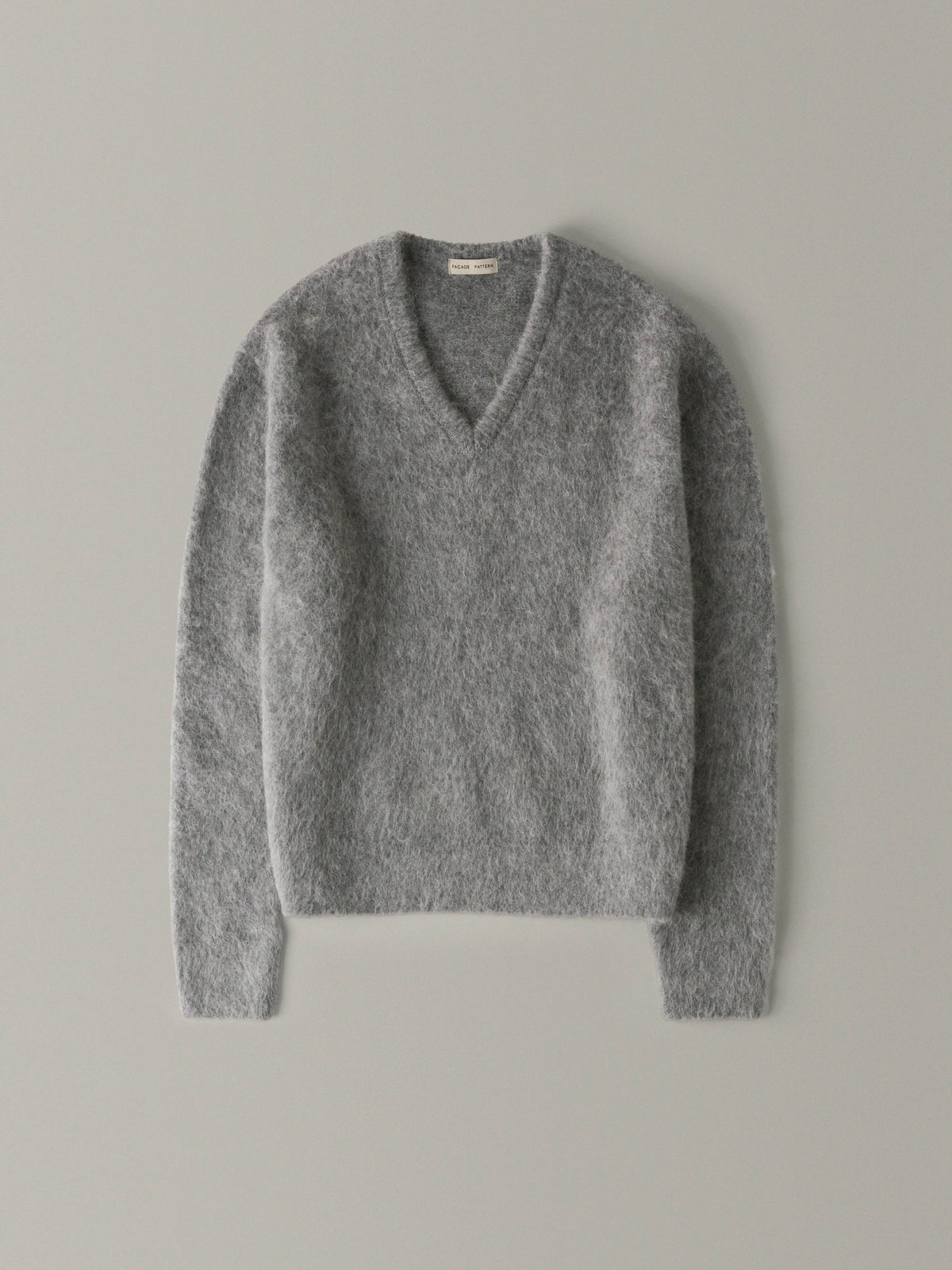 Alpaca V-Neck Sweater_grey