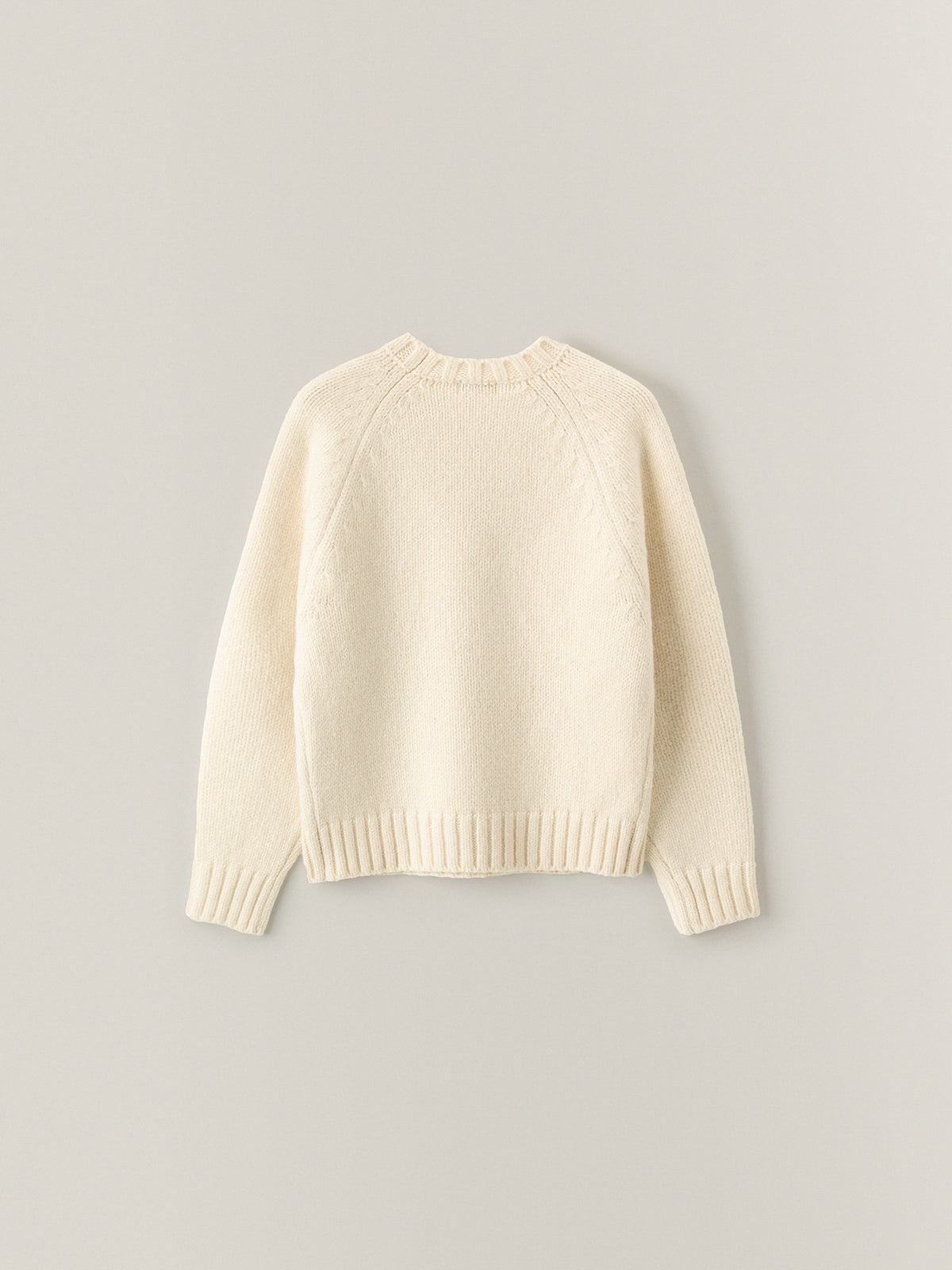 Essential Raglan Sweater_ivory