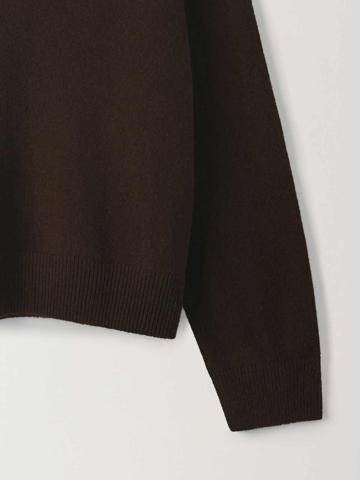 Cashmere Deep V-Neck Knit_dark brown