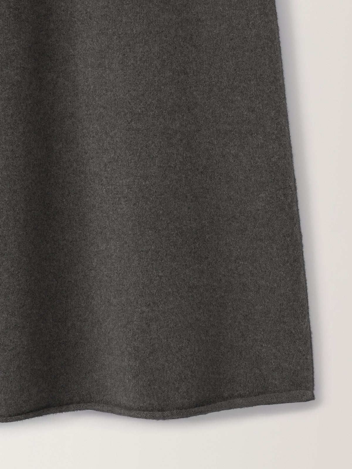 Cashmere Knit Maxi Skirt_charcoal