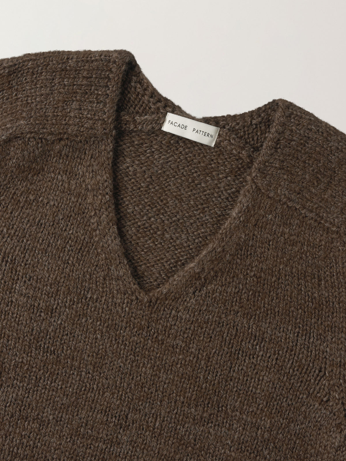 Textured V-neck Knit_brown