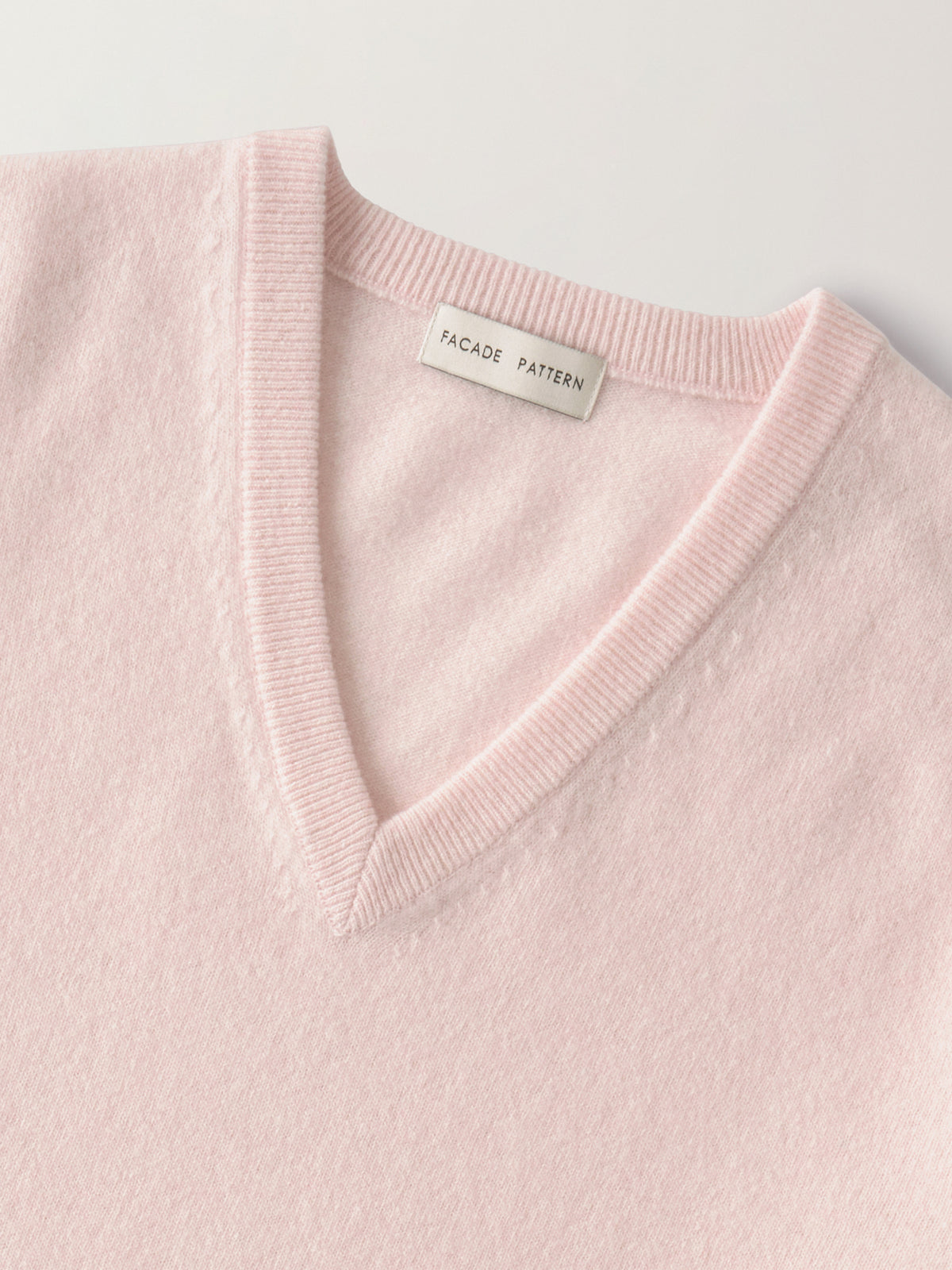 Essential V-Neck Knit_pale pink