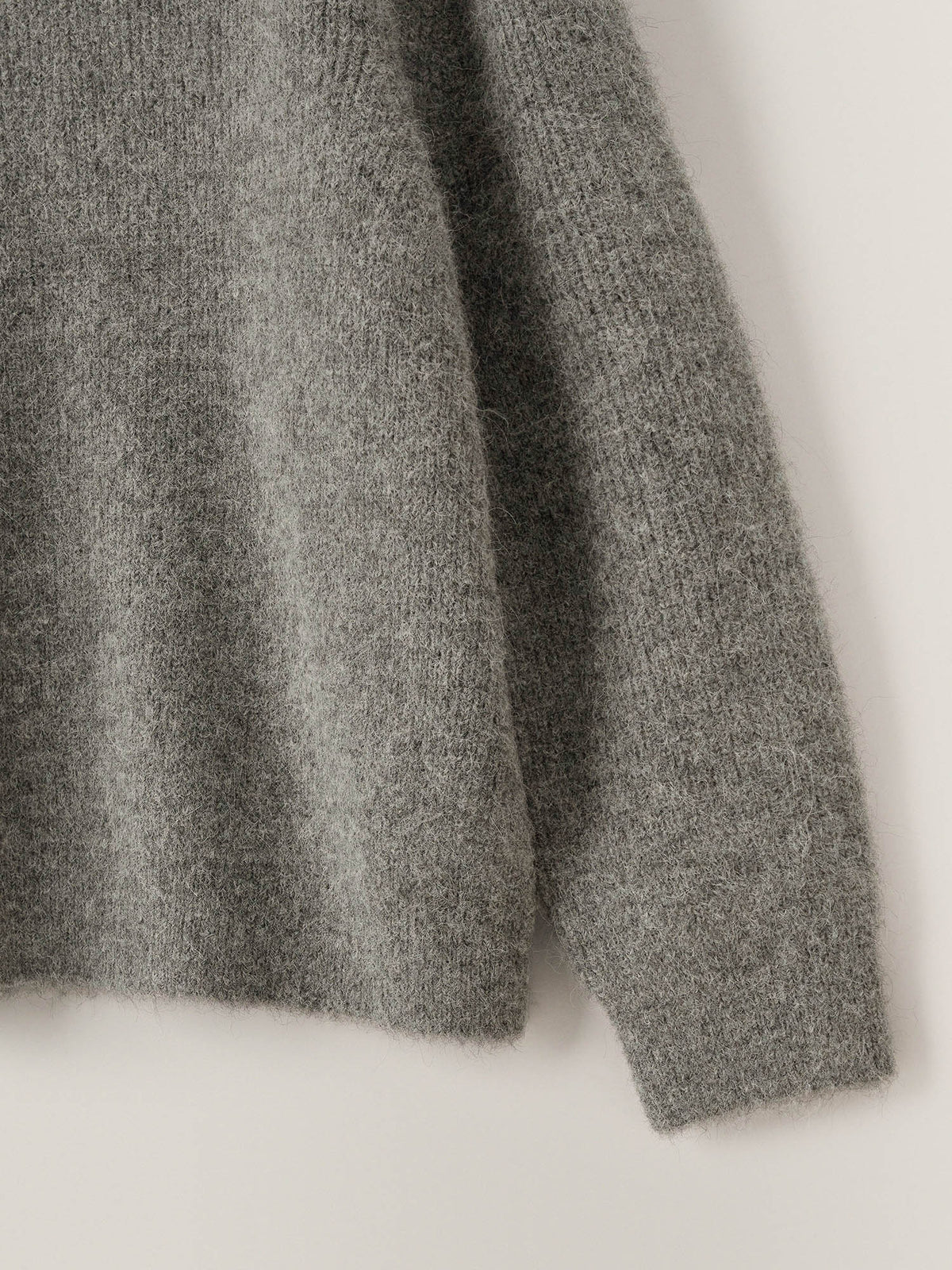 Alpaca Pullover Sweater_charcoal