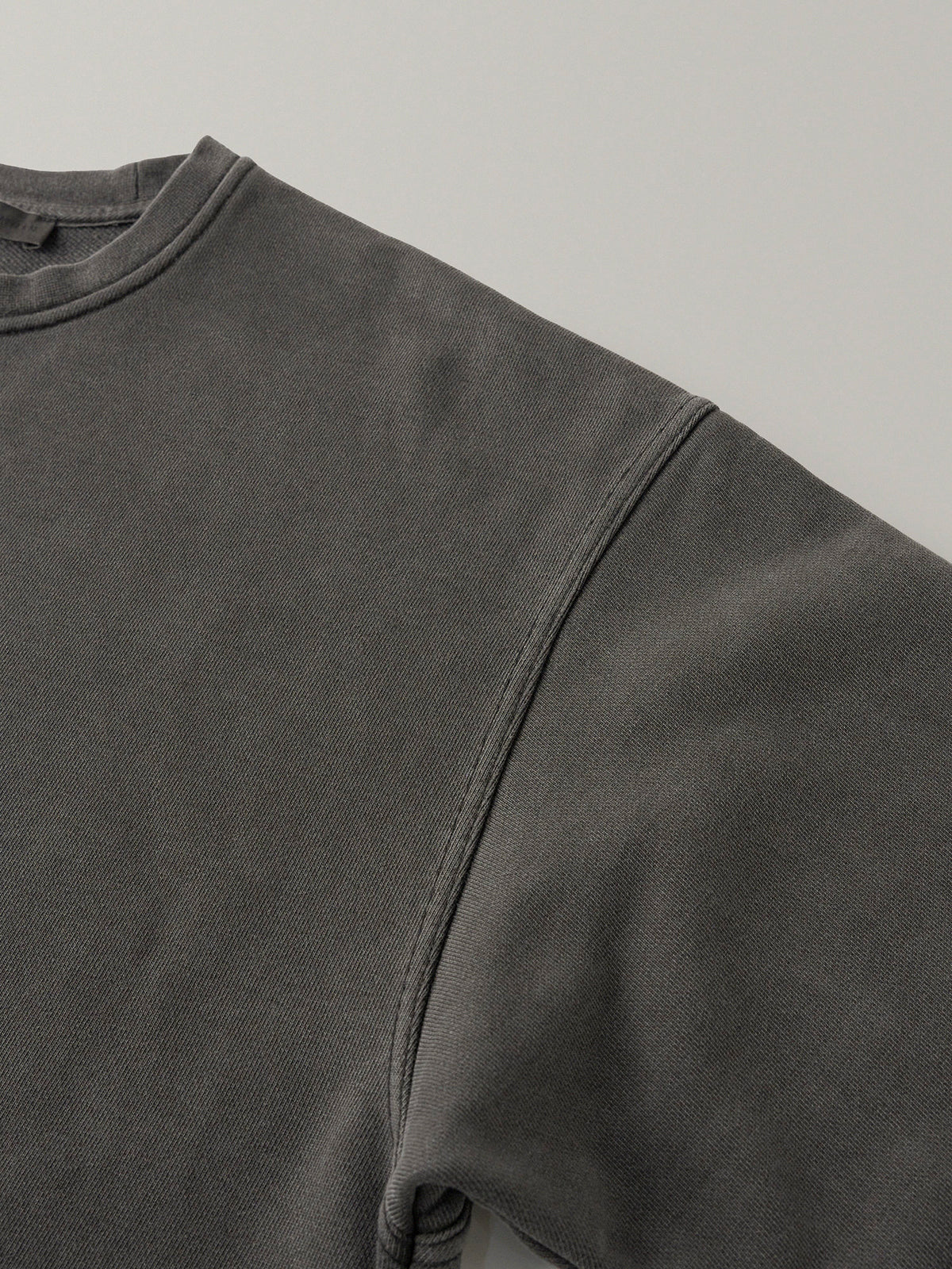 Oversized Fit Pigment Sweatshirt_charcoal