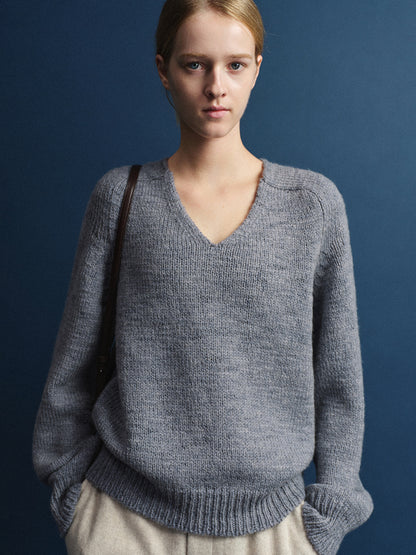 Textured V-neck Knit_grey blue