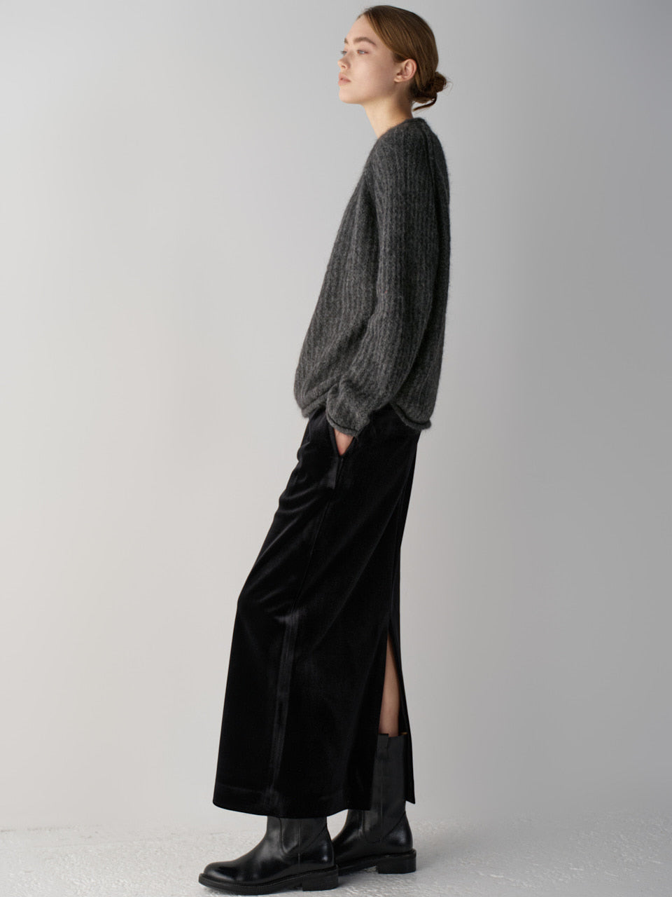 Velvet Maxi Skirt_black